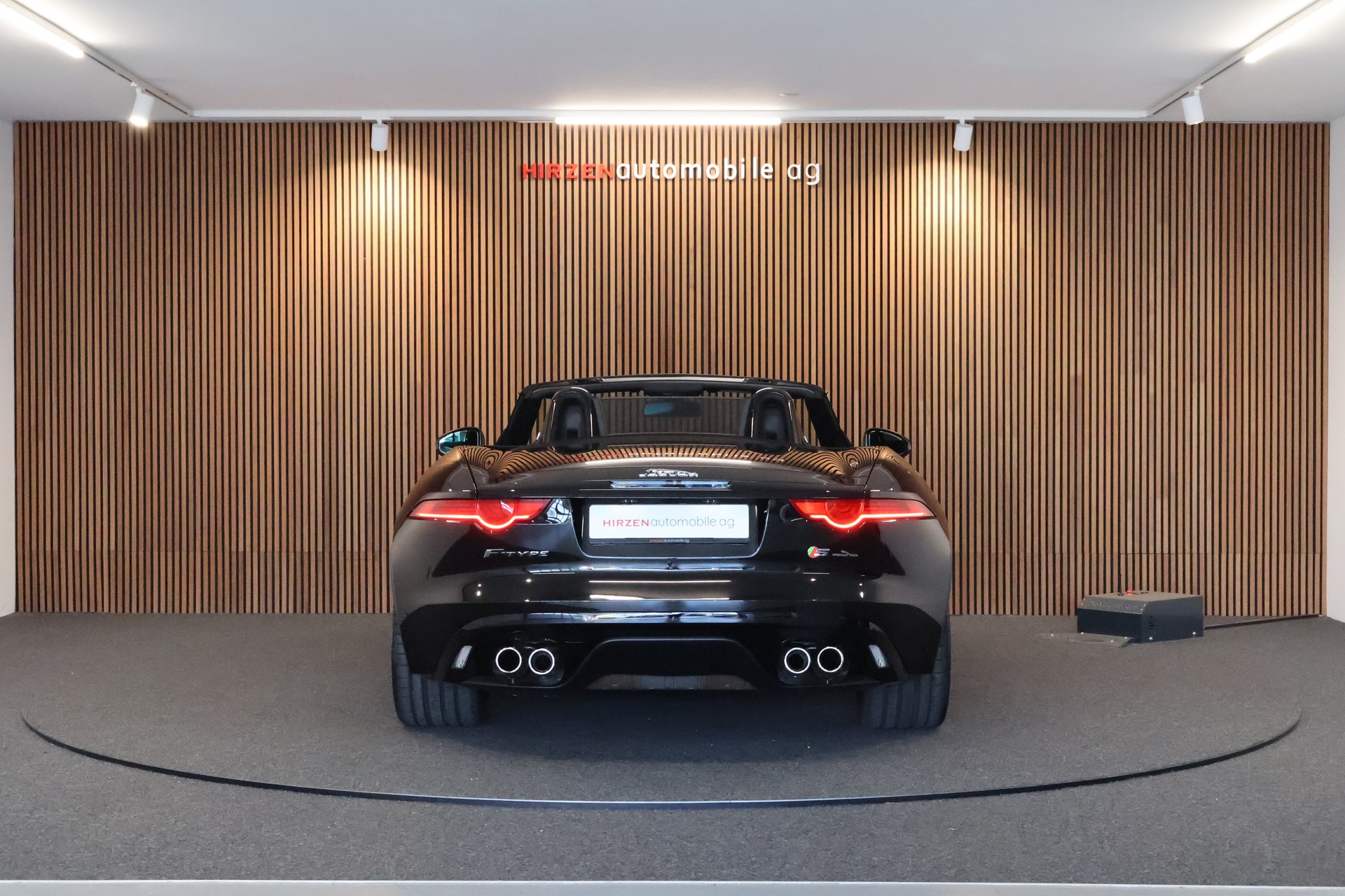 JAGUAR F-Type Convertible S 5.0 V8 S/C-image-6