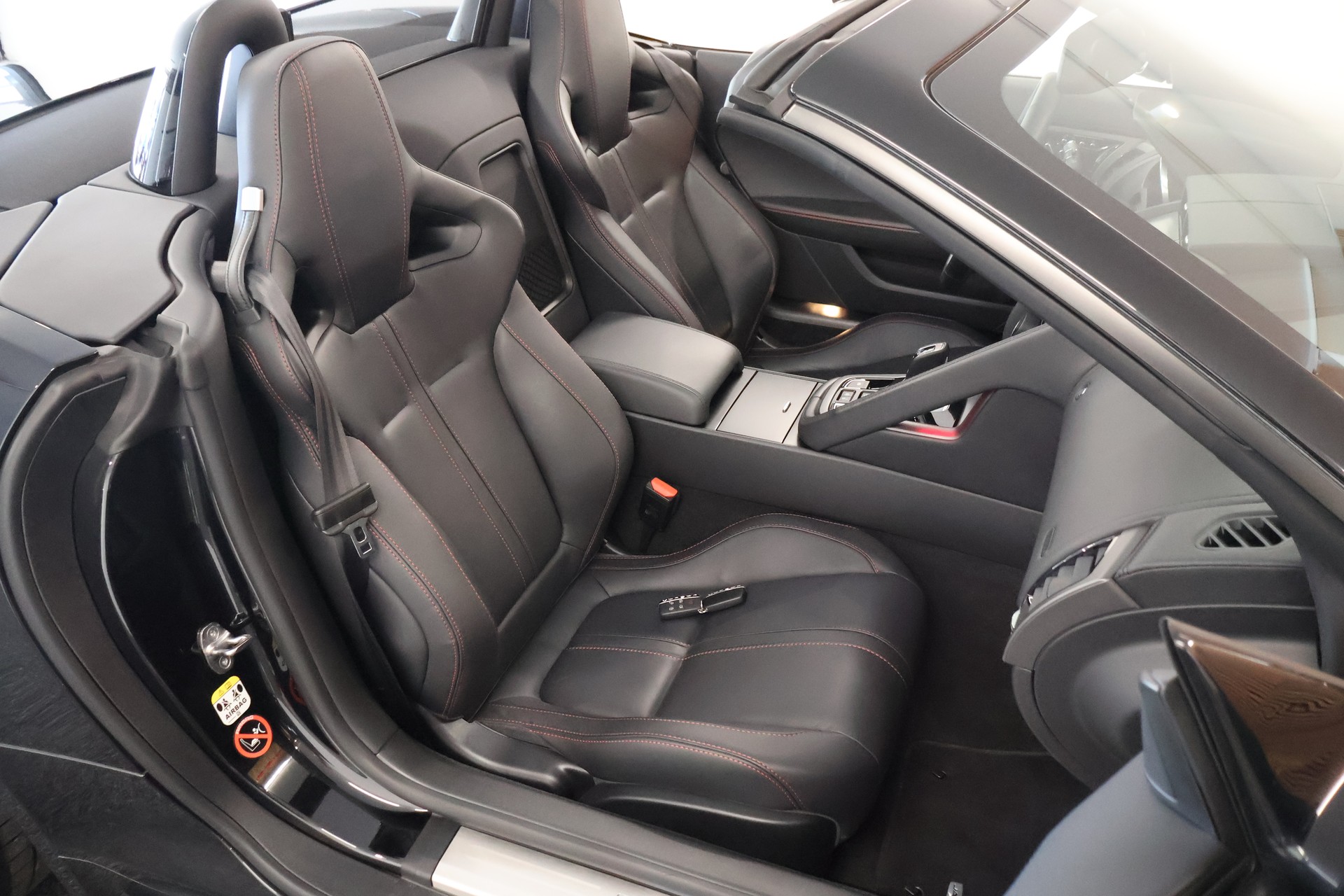 JAGUAR F-Type Convertible S 5.0 V8 S/C-image-17