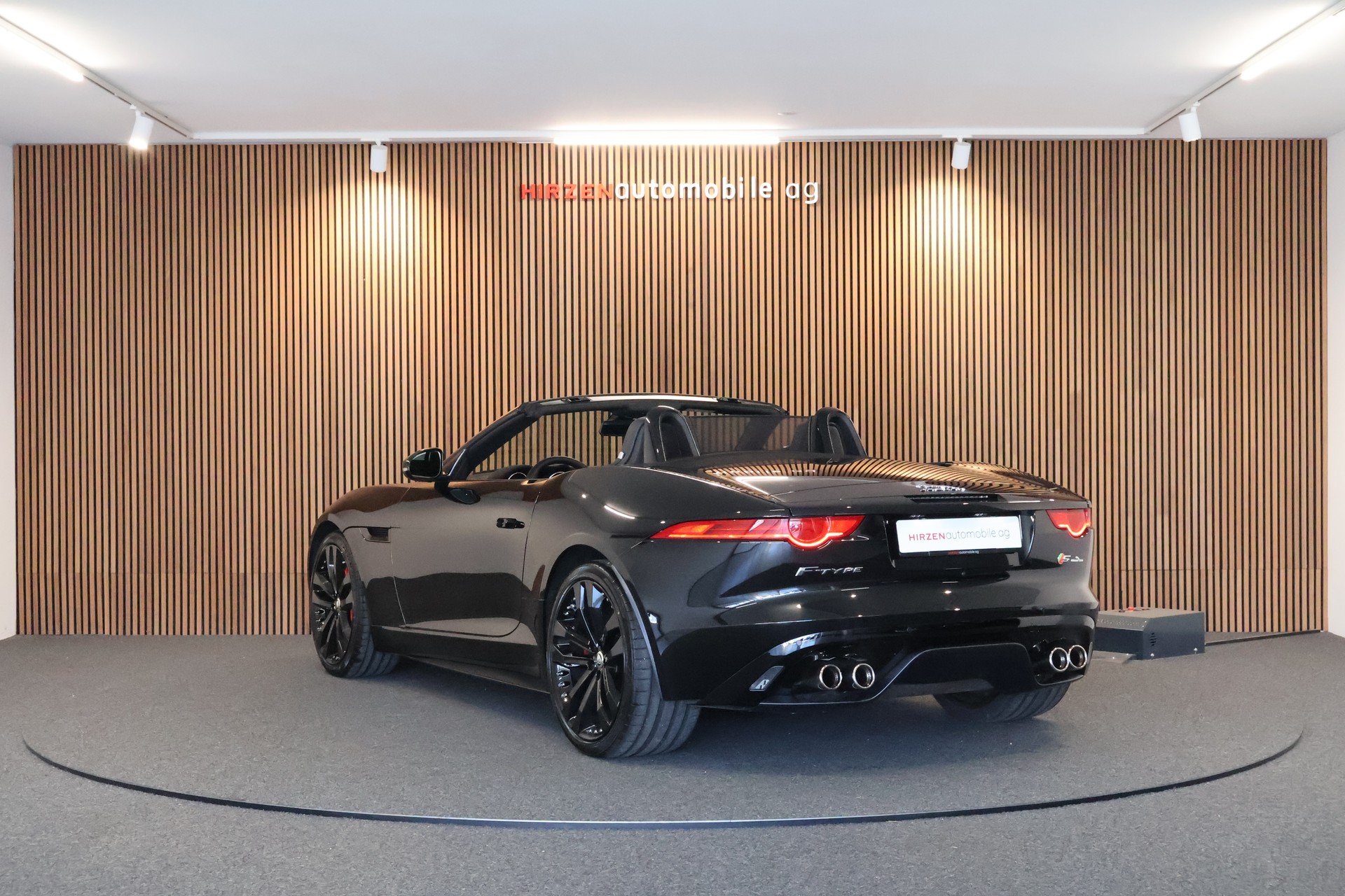 JAGUAR F-Type Convertible S 5.0 V8 S/C-image-4