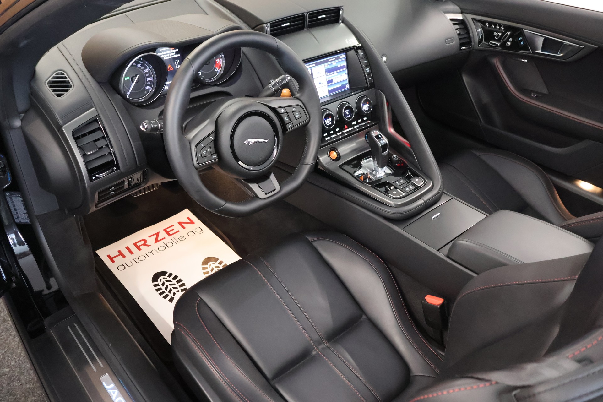 JAGUAR F-Type Convertible S 5.0 V8 S/C-image-13