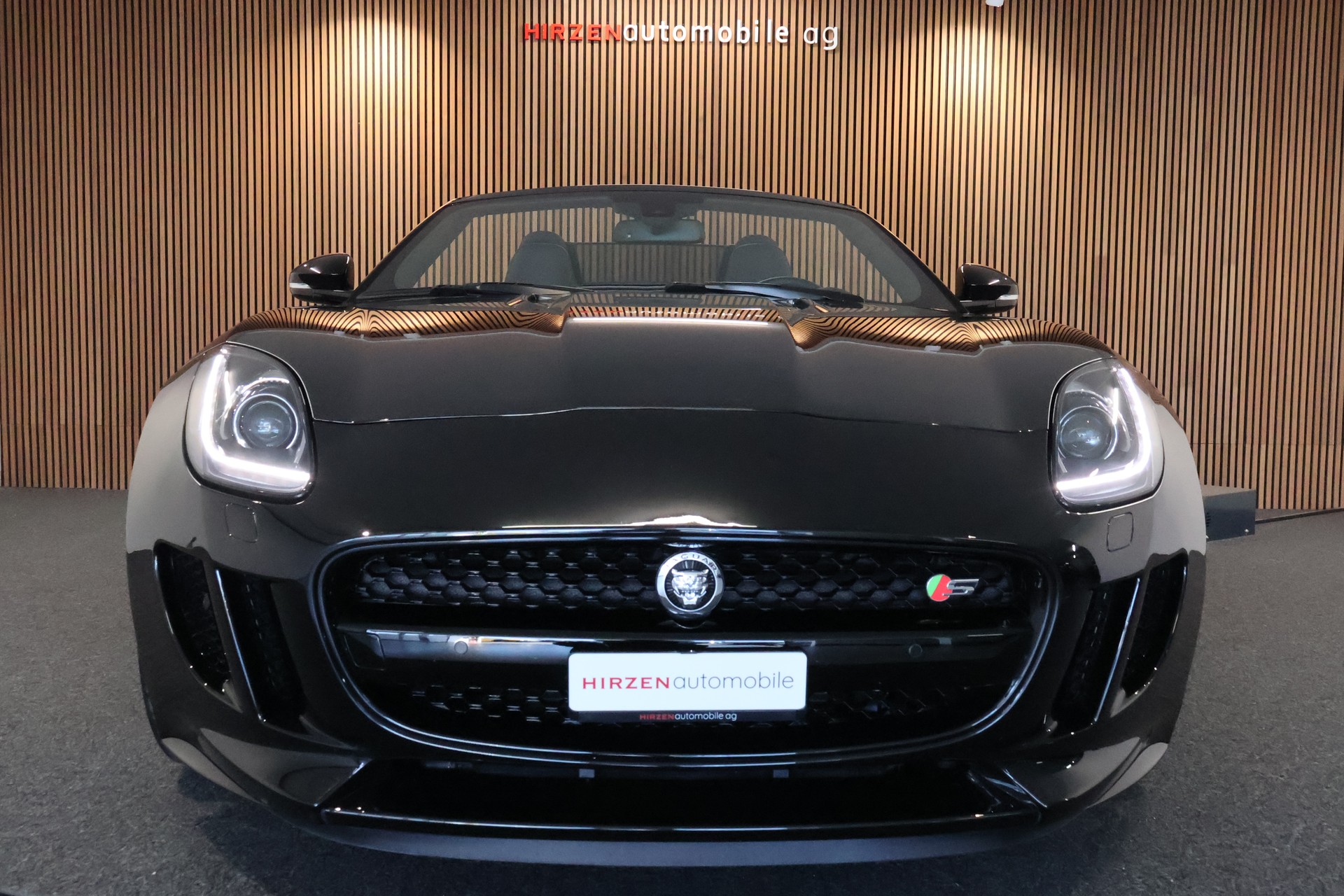 JAGUAR F-Type Convertible S 5.0 V8 S/C-image-31