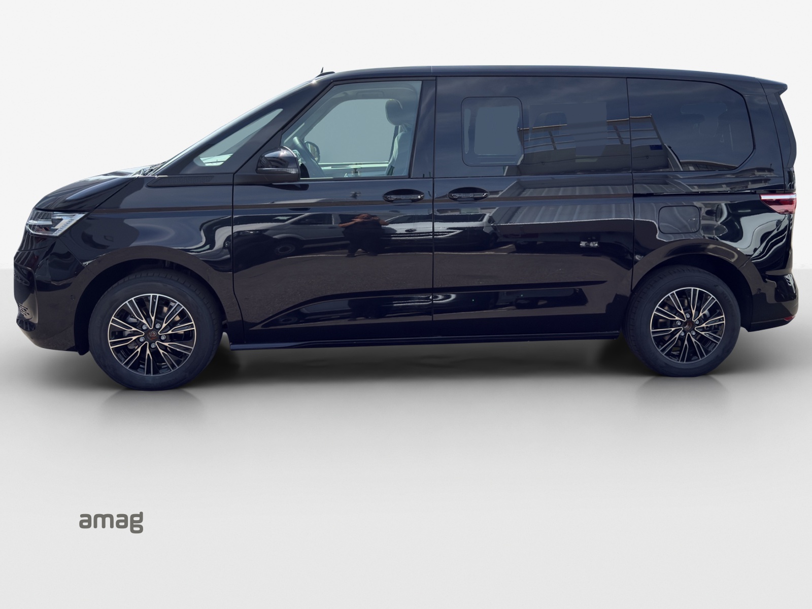 VW Multivan 2.0 TDI Liberty DSG-image-1