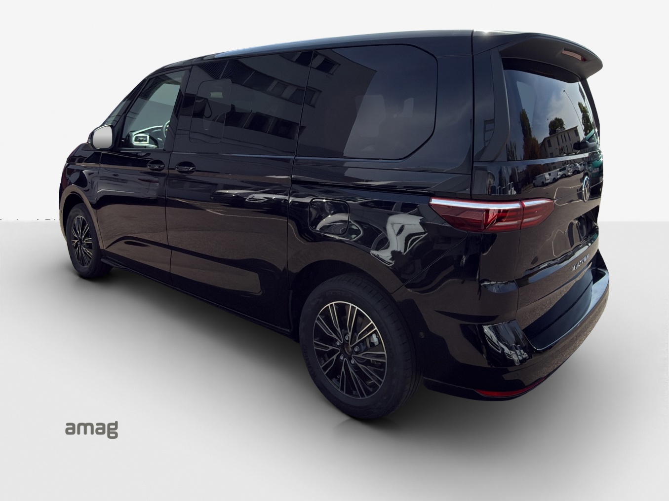 VW Multivan 2.0 TDI Liberty DSG-image-2