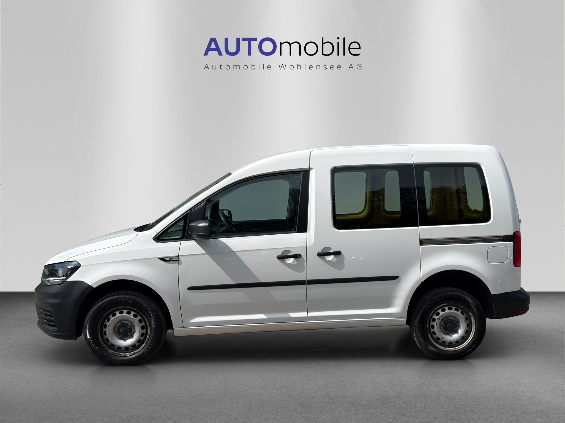 VW Caddy 2.0TDI 4Motion BlueMotion Technology-image-0