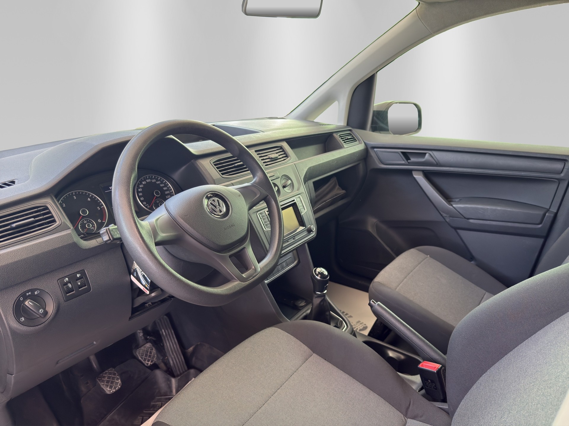 VW Caddy 2.0TDI 4Motion BlueMotion Technology-image-7