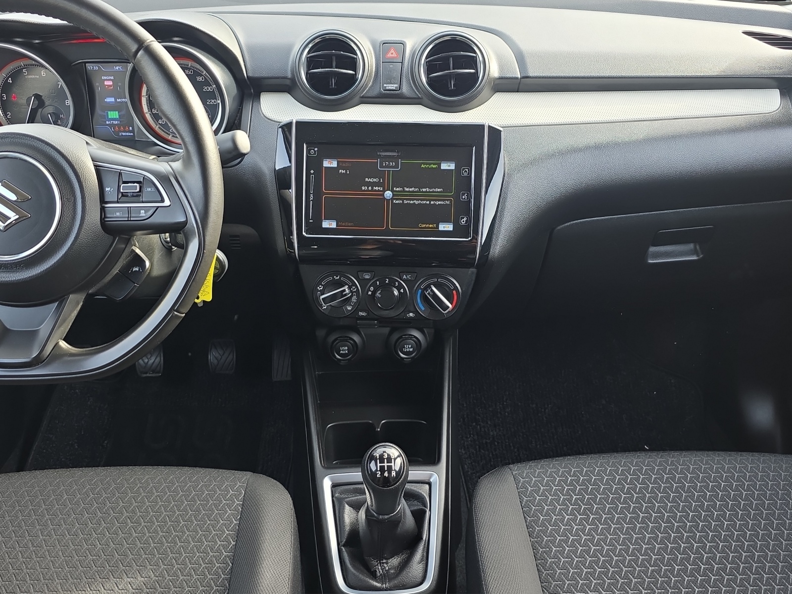 SUZUKI Swift 1.2i Compacti Allgrip 4x4 Hybrid-image-11