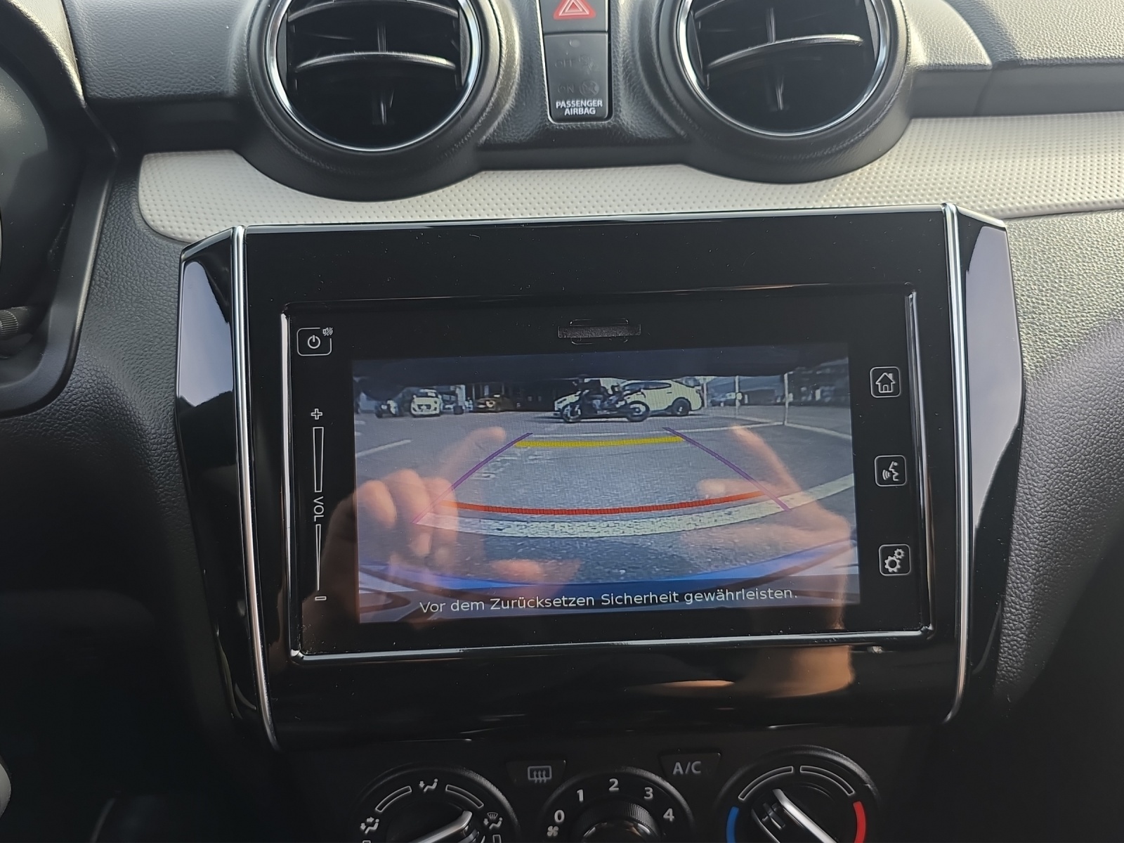 SUZUKI Swift 1.2i Compacti Allgrip 4x4 Hybrid-image-10