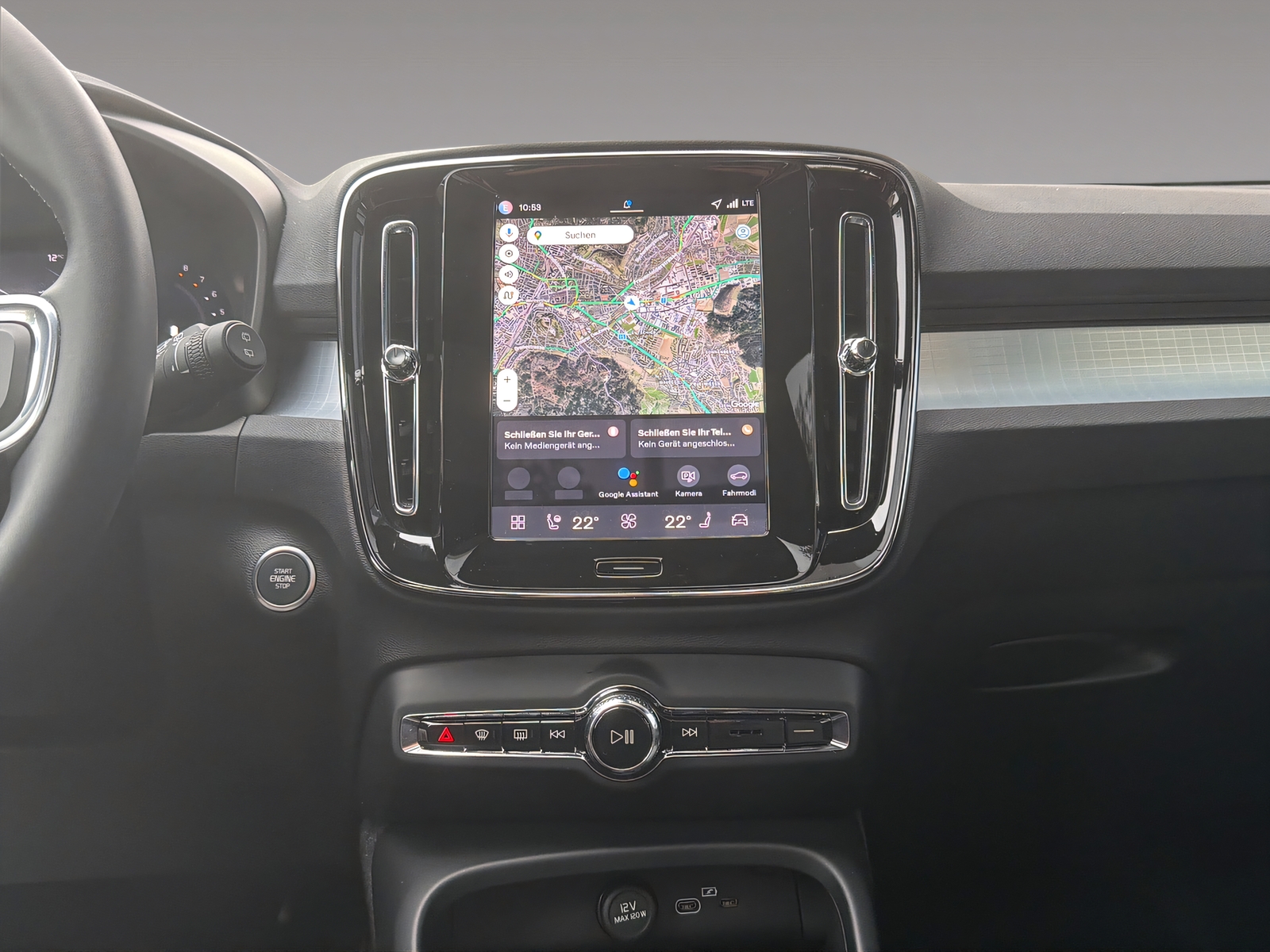 VOLVO XC40 B3 Benzin Mild Hybrid Plus Dark DCT-image-8