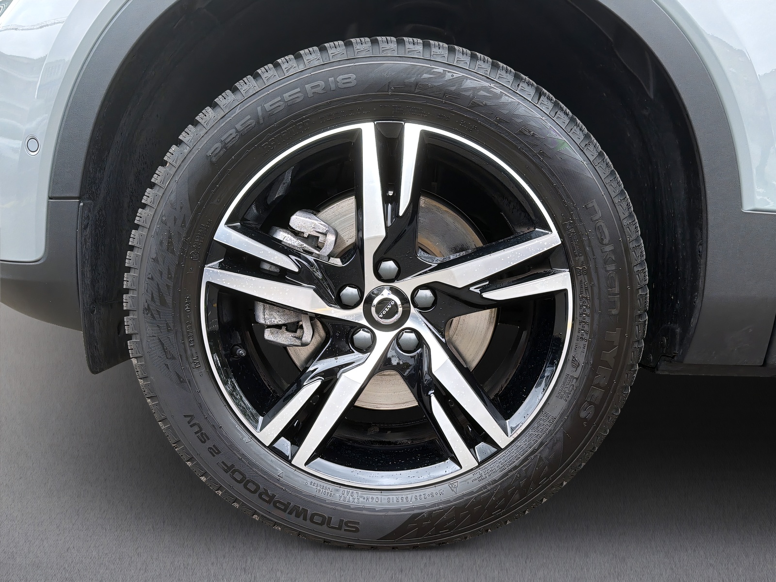 VOLVO XC40 B3 Benzin Mild Hybrid Plus Dark DCT-image-11