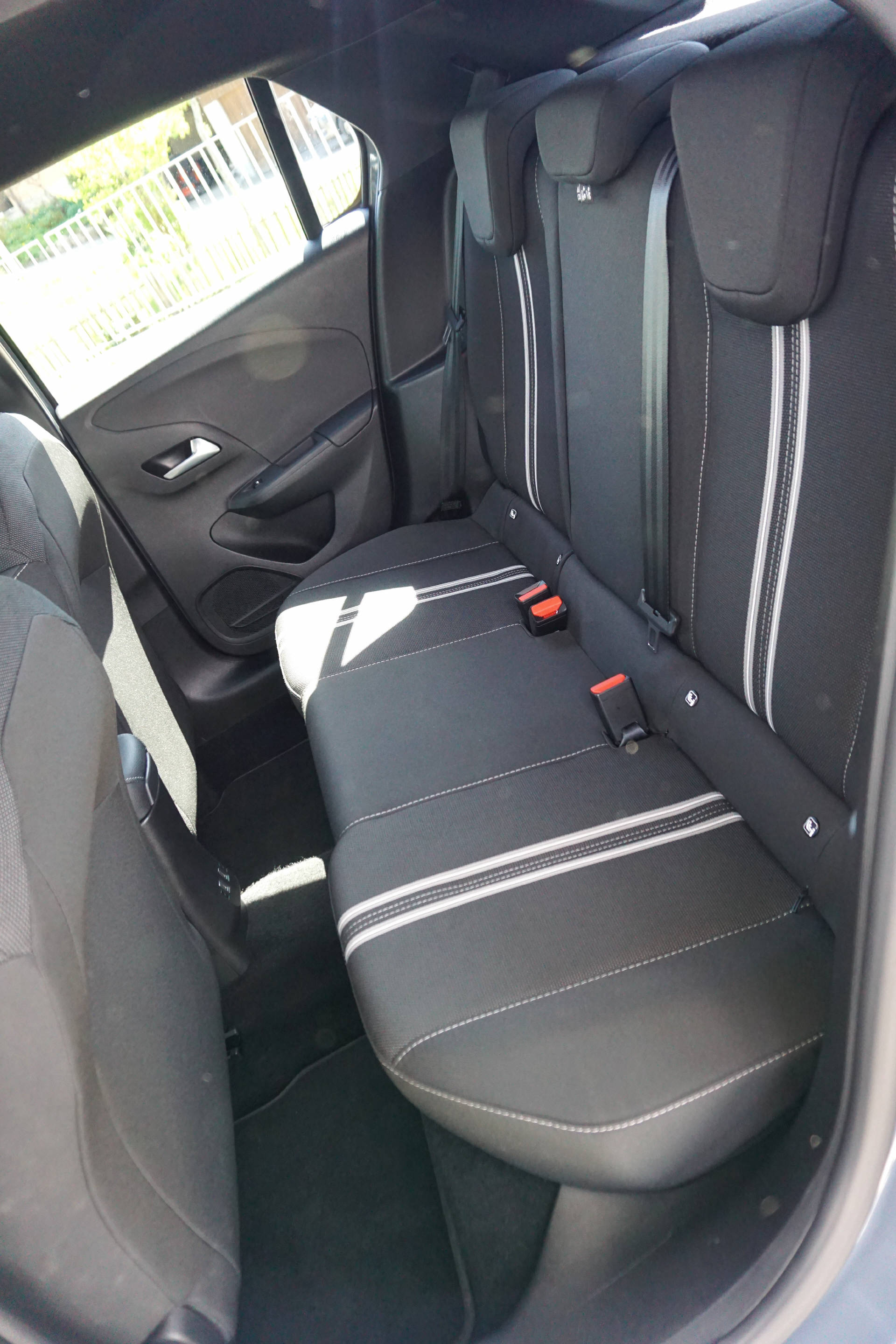 OPEL Corsa 1.2 T 145 Hybrid GS-image-7