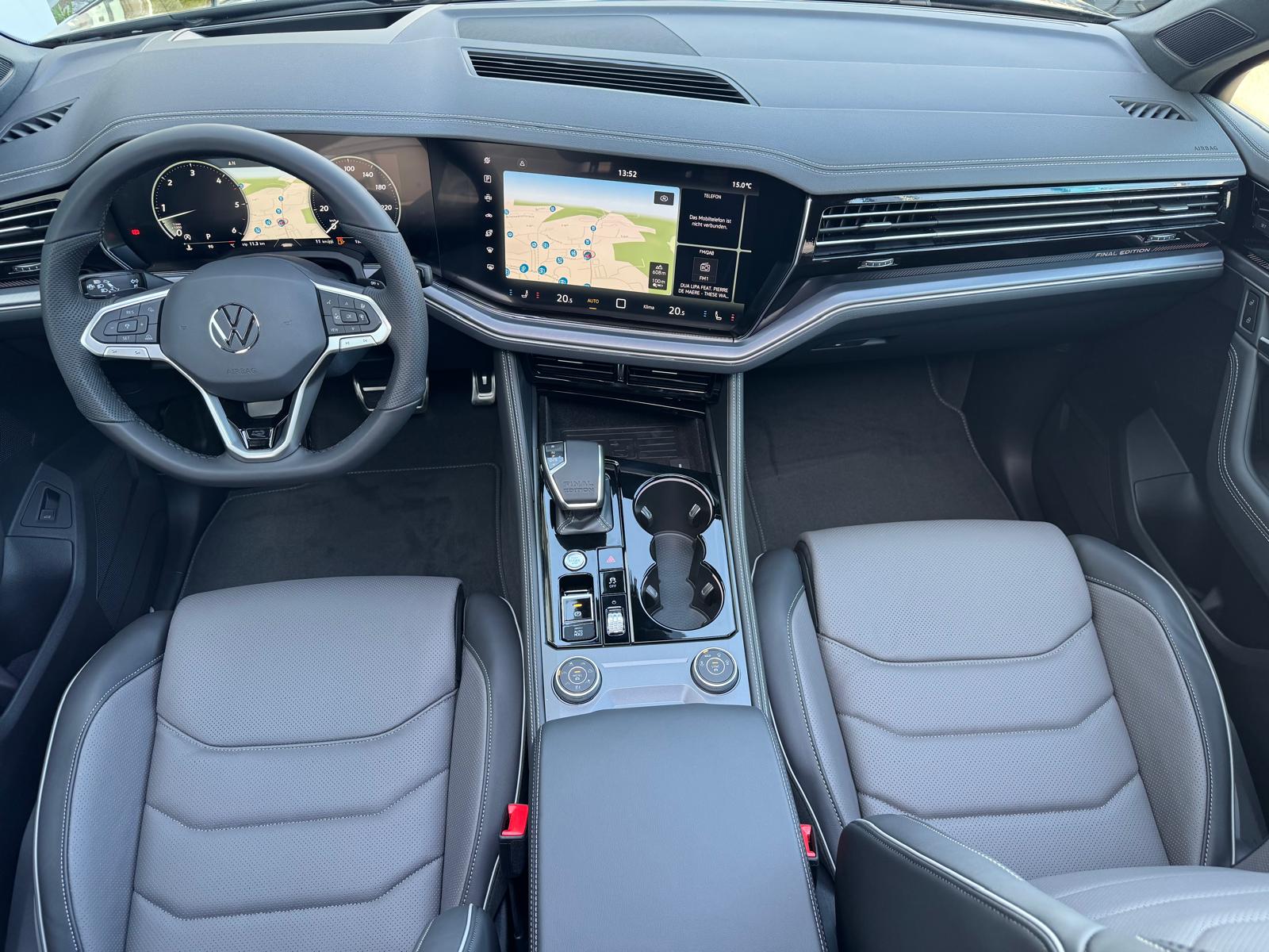 VW Touareg 3.0 TDI R-Line Final Edition Tiptronic-image-10