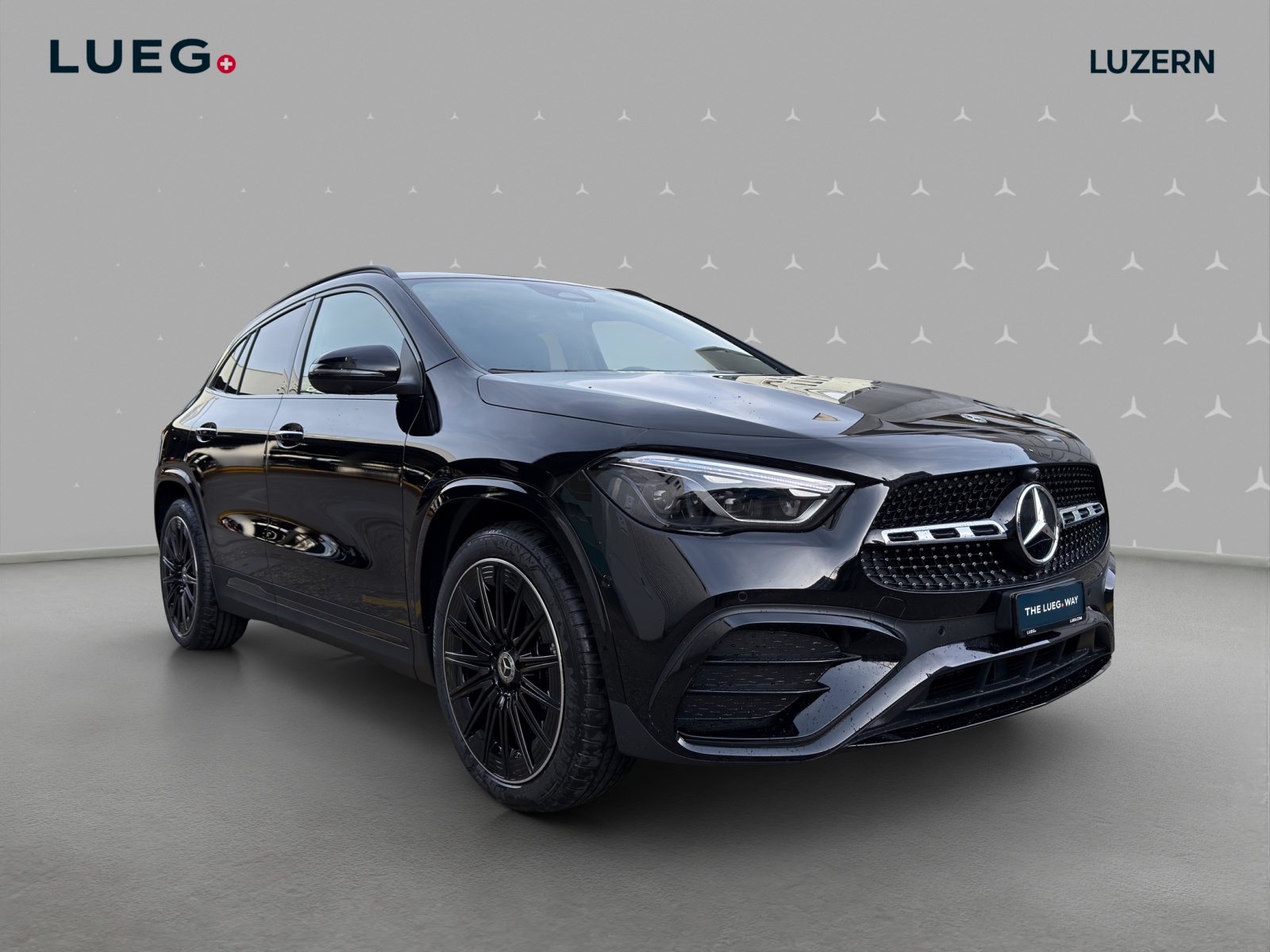 MERCEDES-BENZ GLA 200 Night Star 7G-DCT-image-4