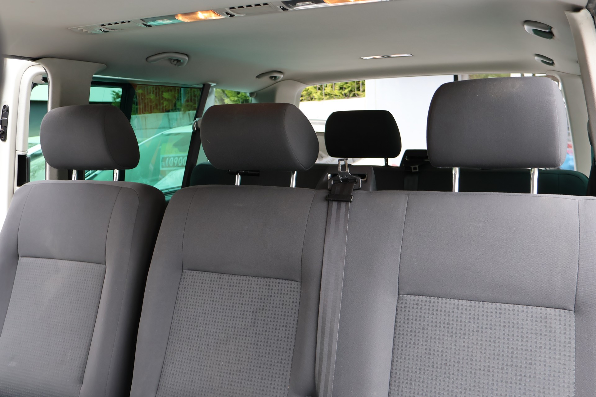 VW T5 Caravelle Comfort 2.5TDI PD 4M-image-15