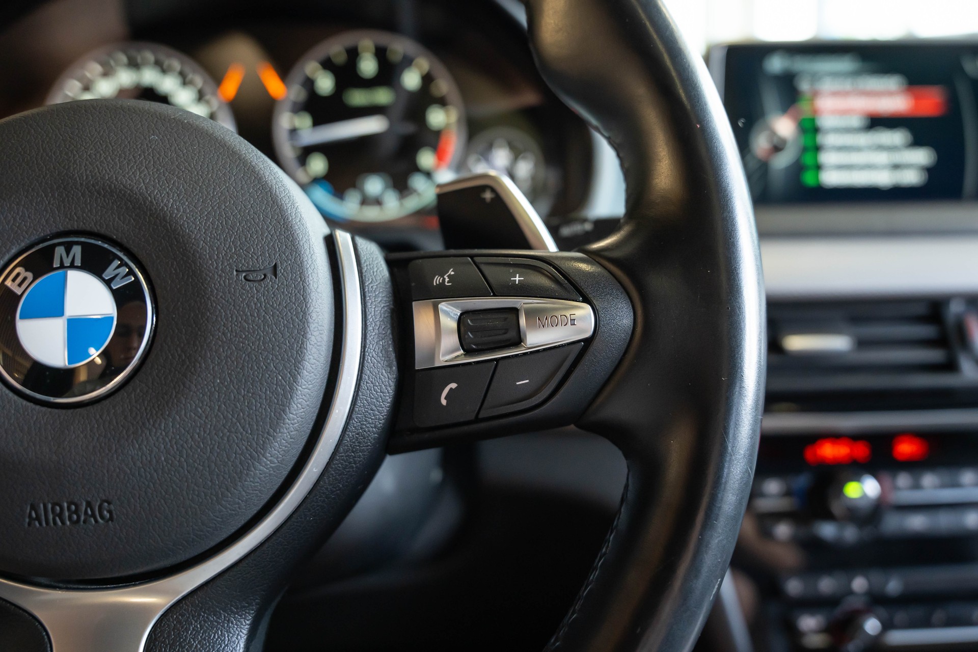 BMW X5 xDrive M50d Steptronic-image-28