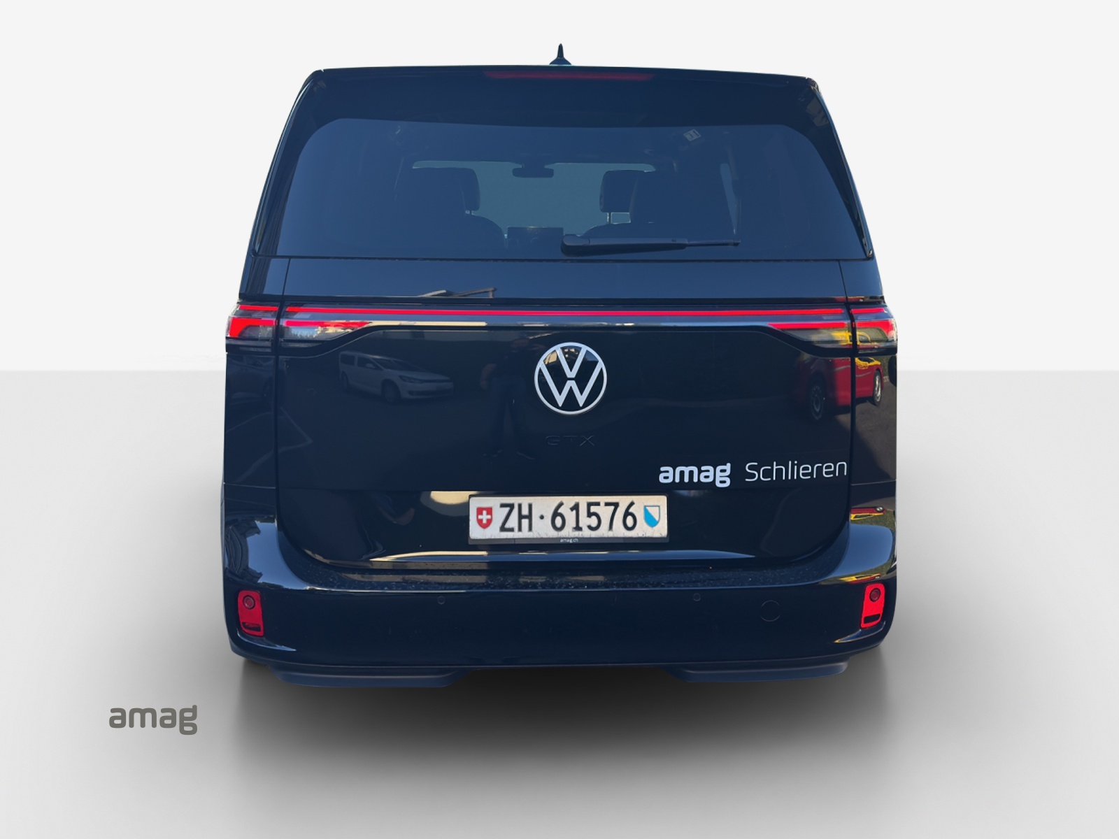 VW ID.Buzz NWB GTX 4 Motion-image-3