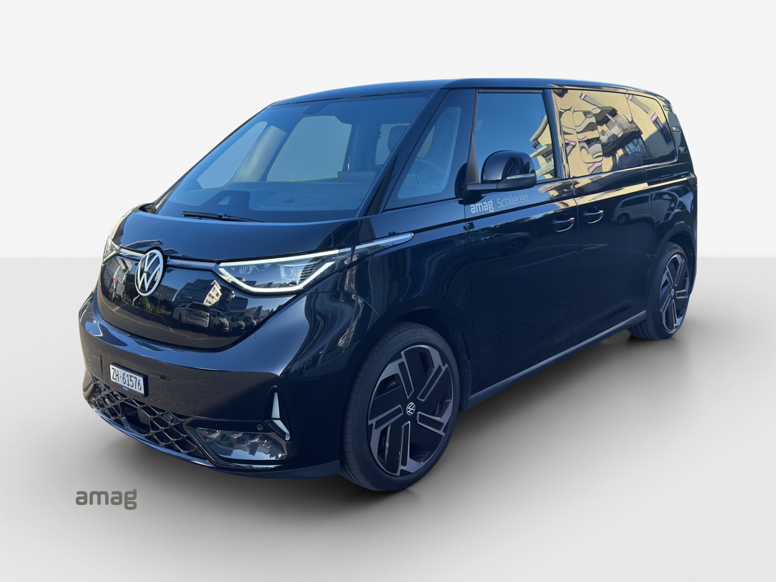 VW ID.Buzz NWB GTX 4 Motion-image-0