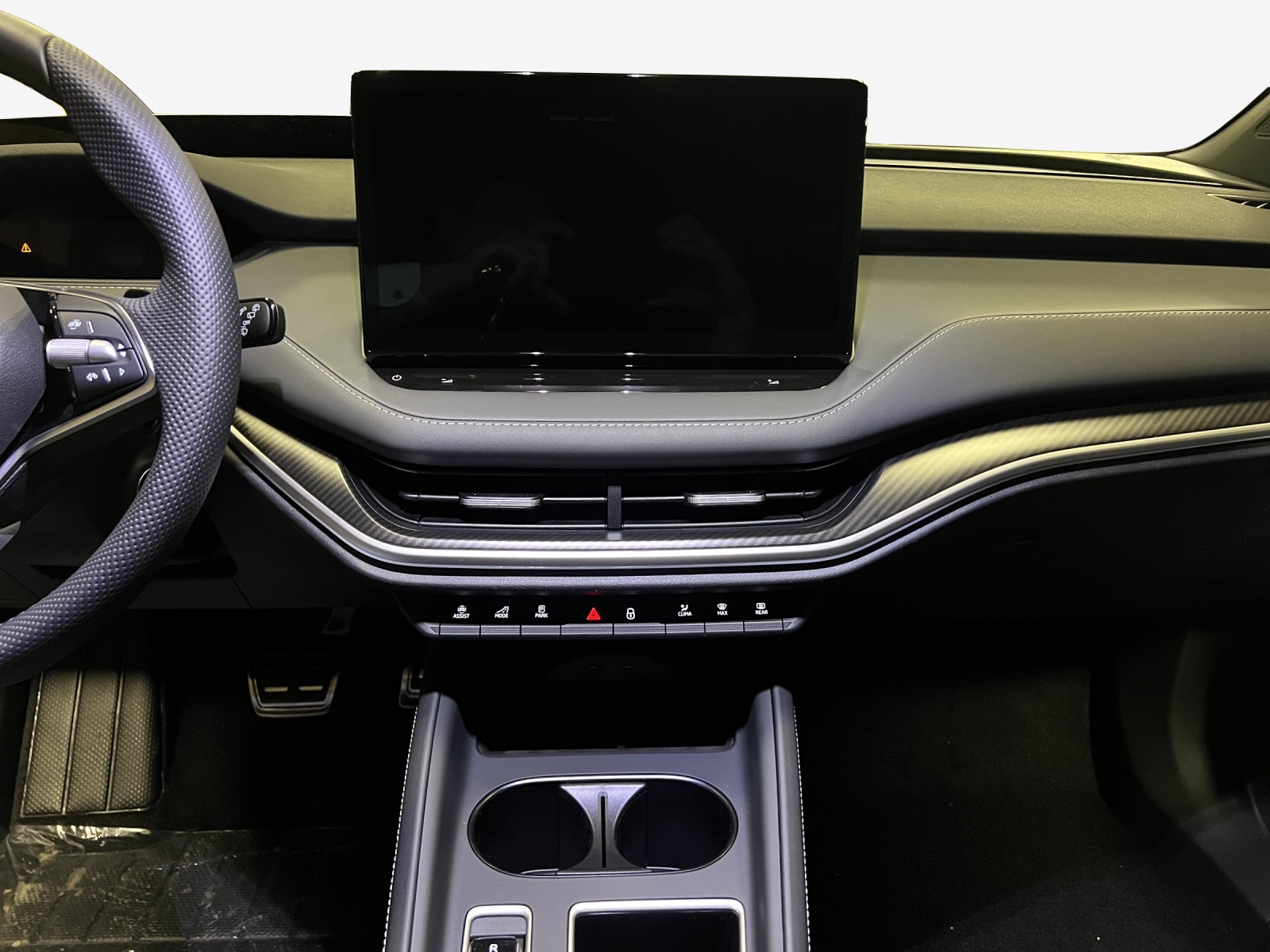 SKODA Enyaq 4x4 RS-image-10