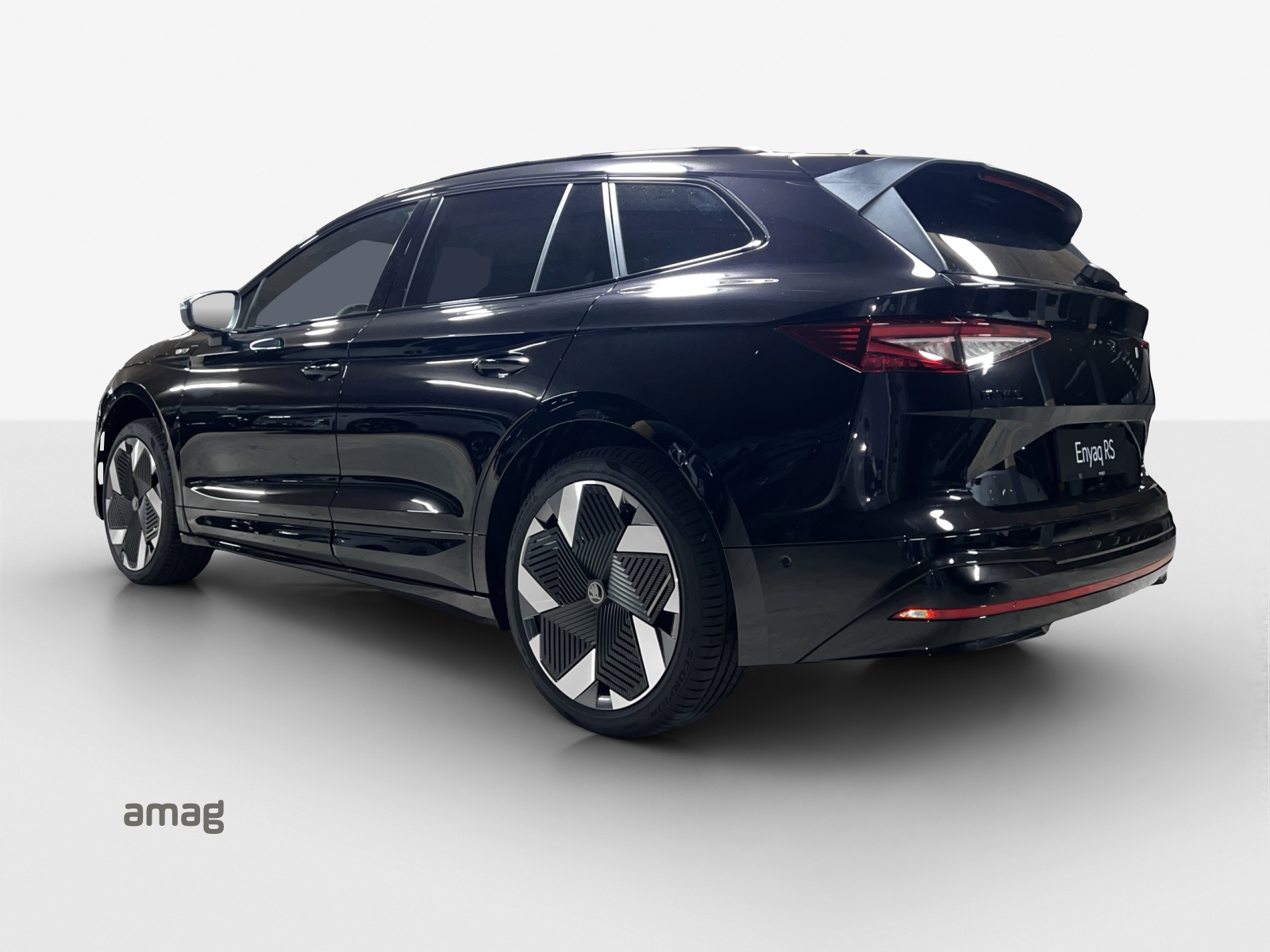 SKODA Enyaq 4x4 RS-image-2