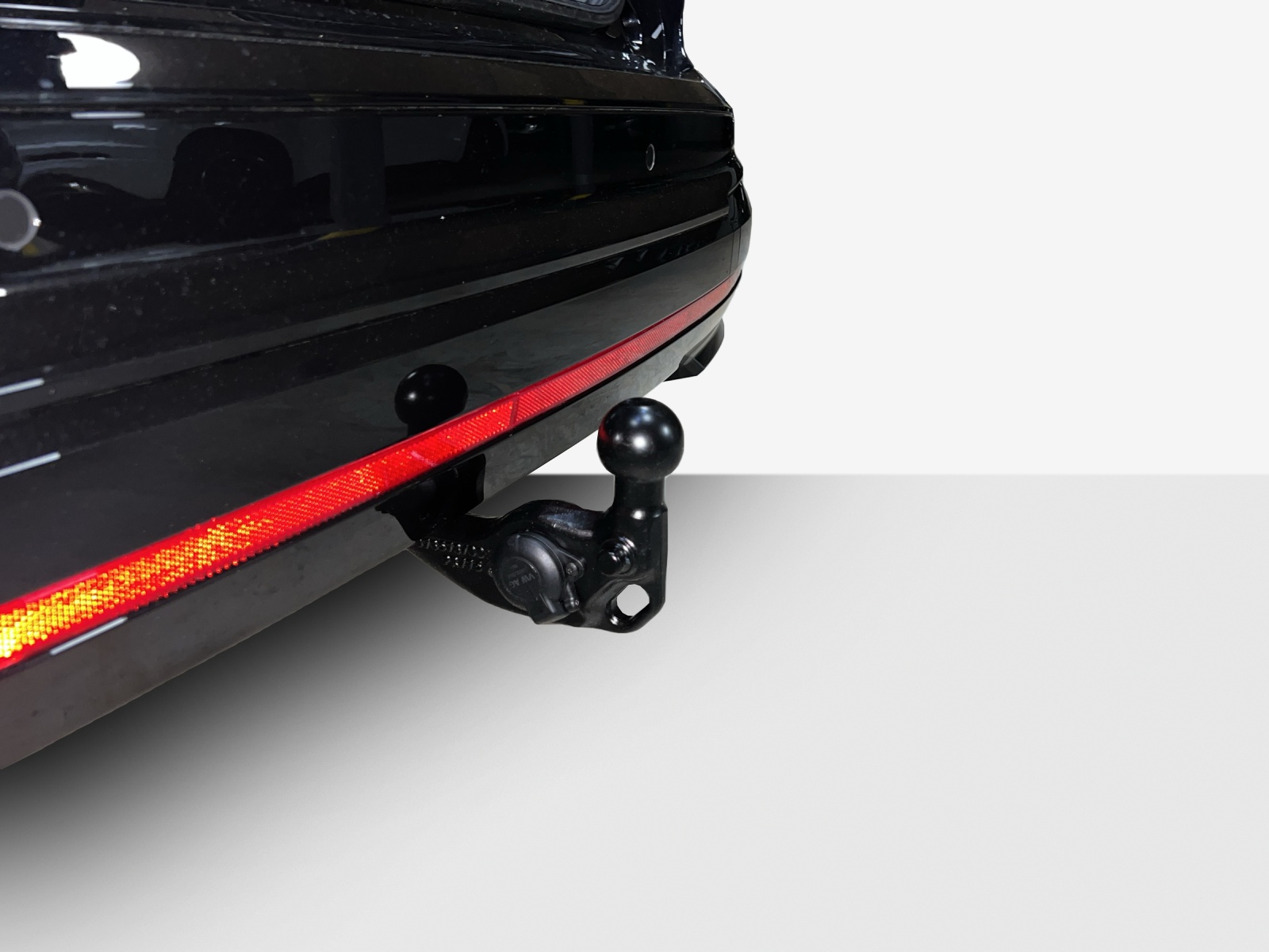 SKODA Enyaq 4x4 RS-image-13