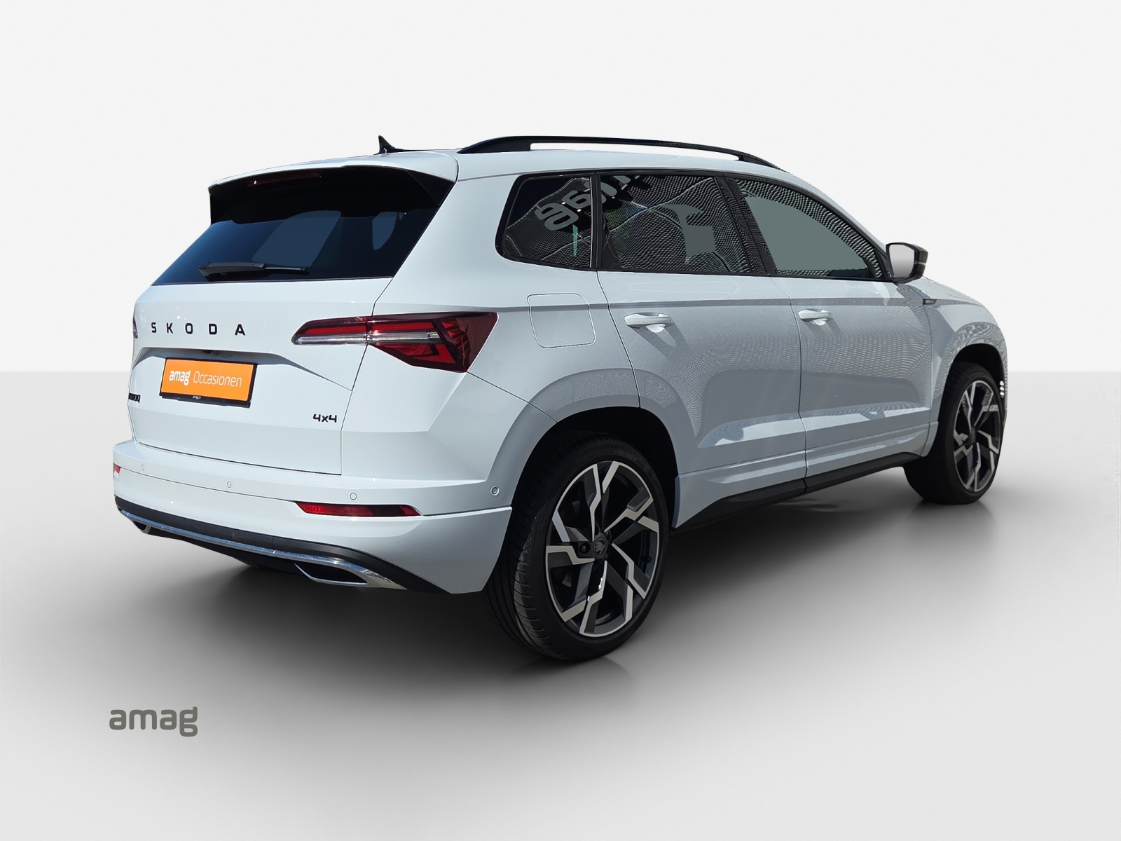 SKODA Karoq 2.0 TSI SportLine 4x4 DSG-image-4
