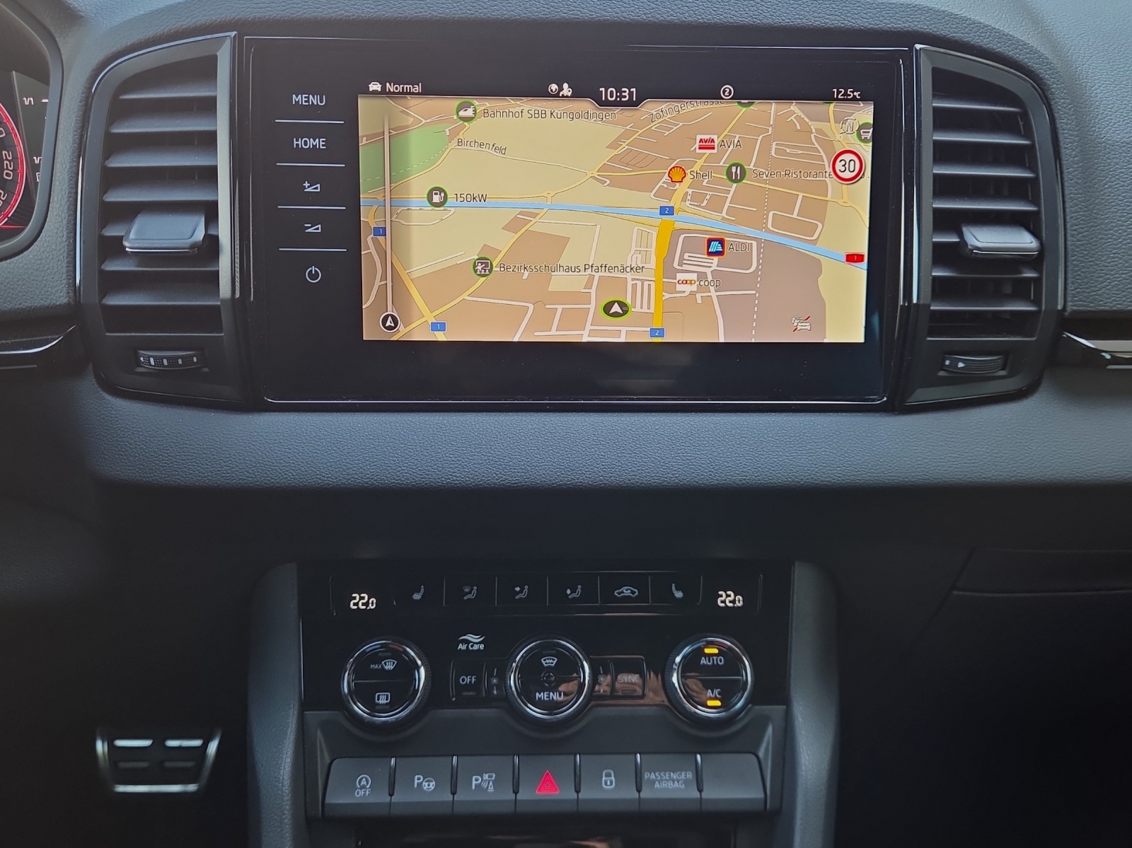 SKODA Karoq 2.0 TSI SportLine 4x4 DSG-image-10