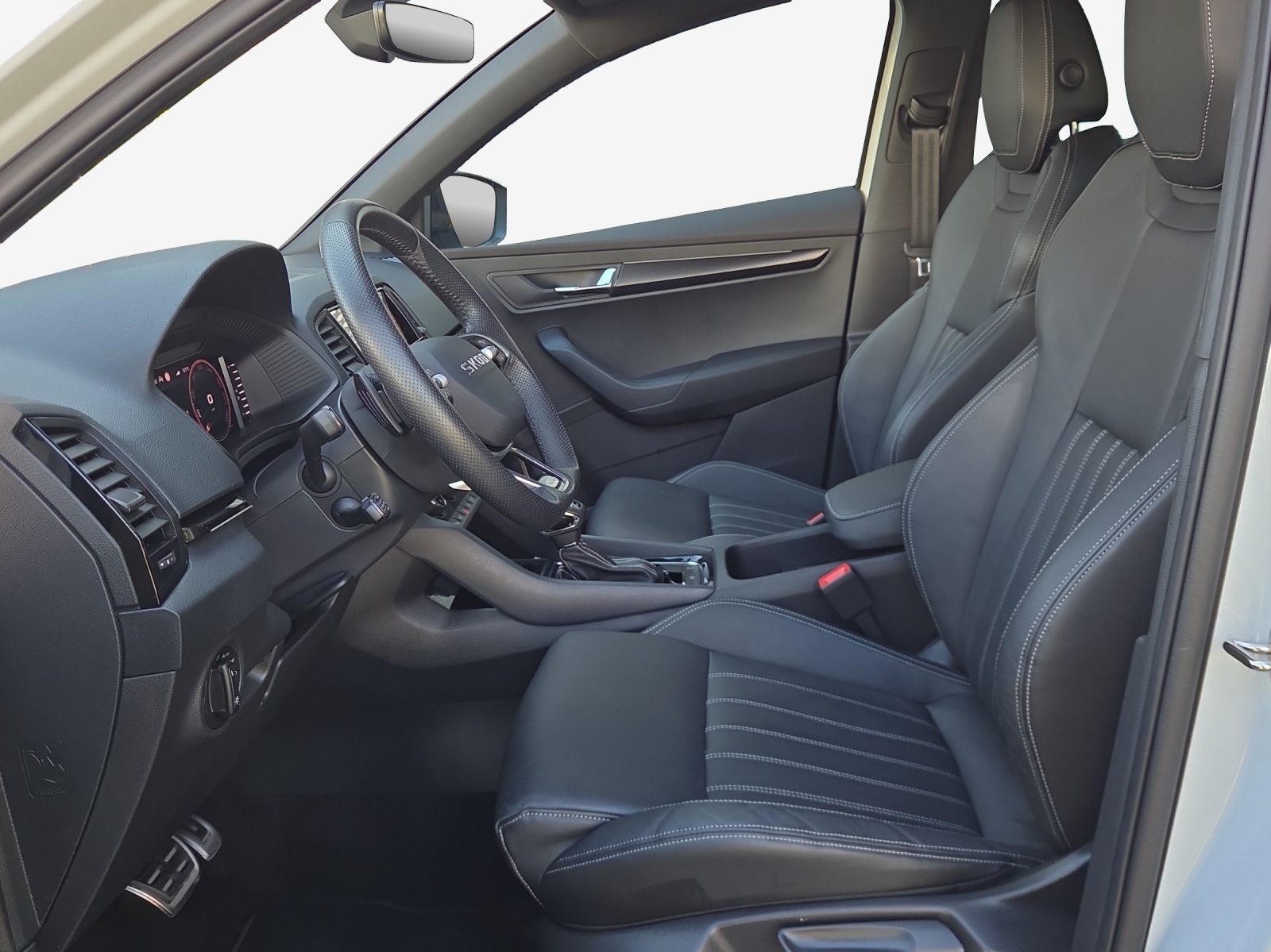 SKODA Karoq 2.0 TSI SportLine 4x4 DSG-image-7
