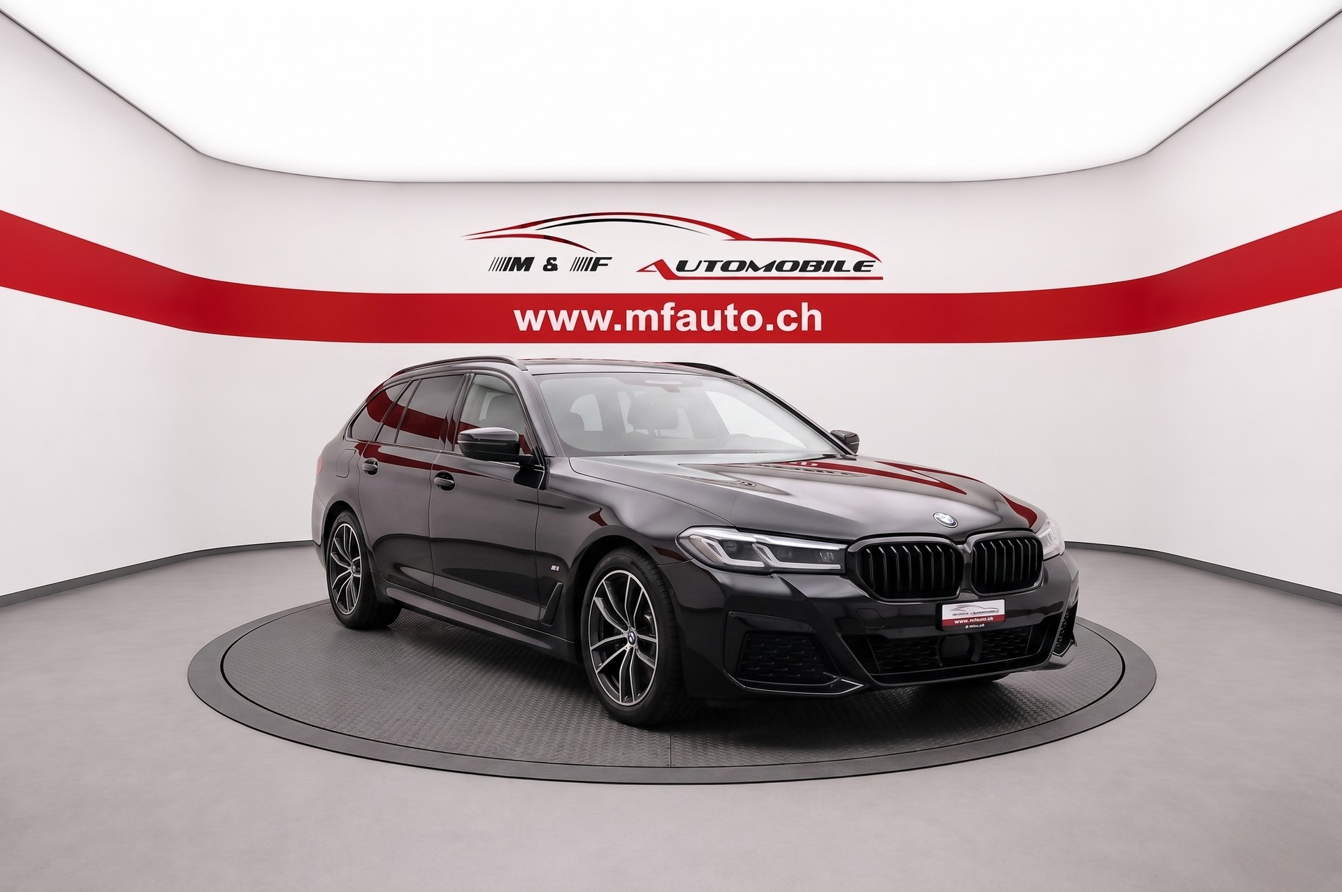 BMW 520d xDrive M- Sport CH FAHRZEUG-image-1