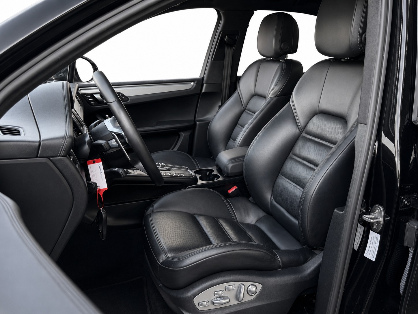 PORSCHE Macan Turbo PDK * Sport Chrono * MFK 29.06.2026 *-image-10