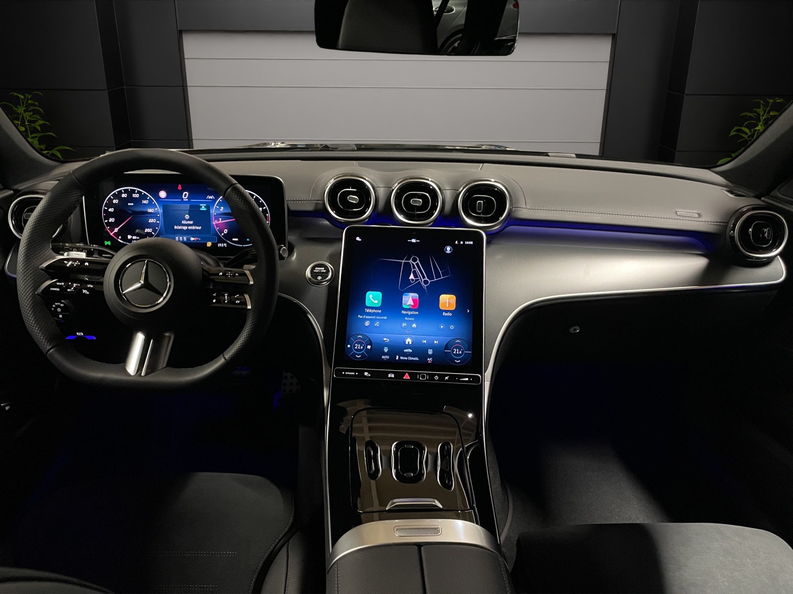 MERCEDES-BENZ C 200 T 4 Matic-image-5