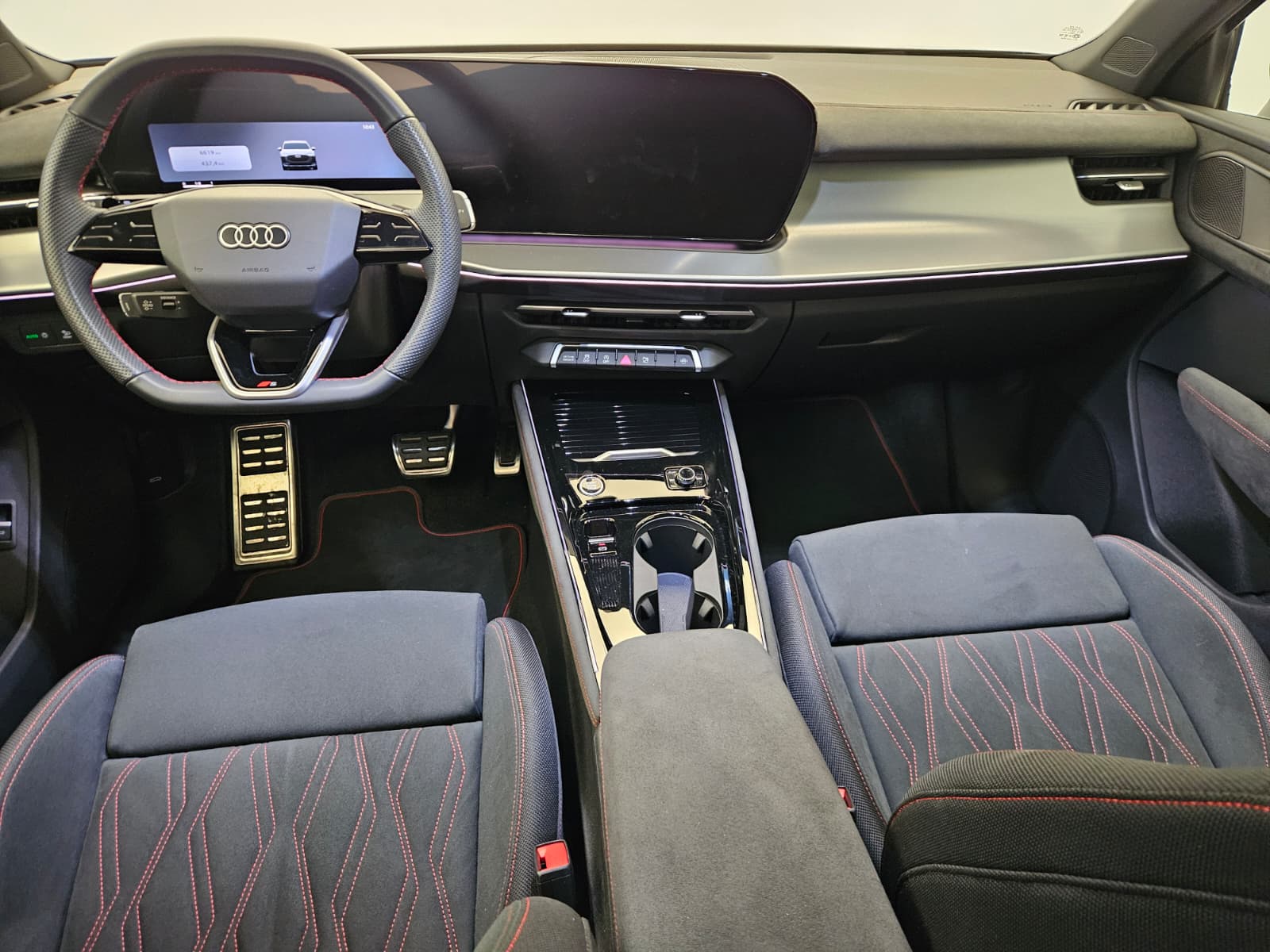 AUDI Q3 SUV 110 kW TFSI S tronic-image-9