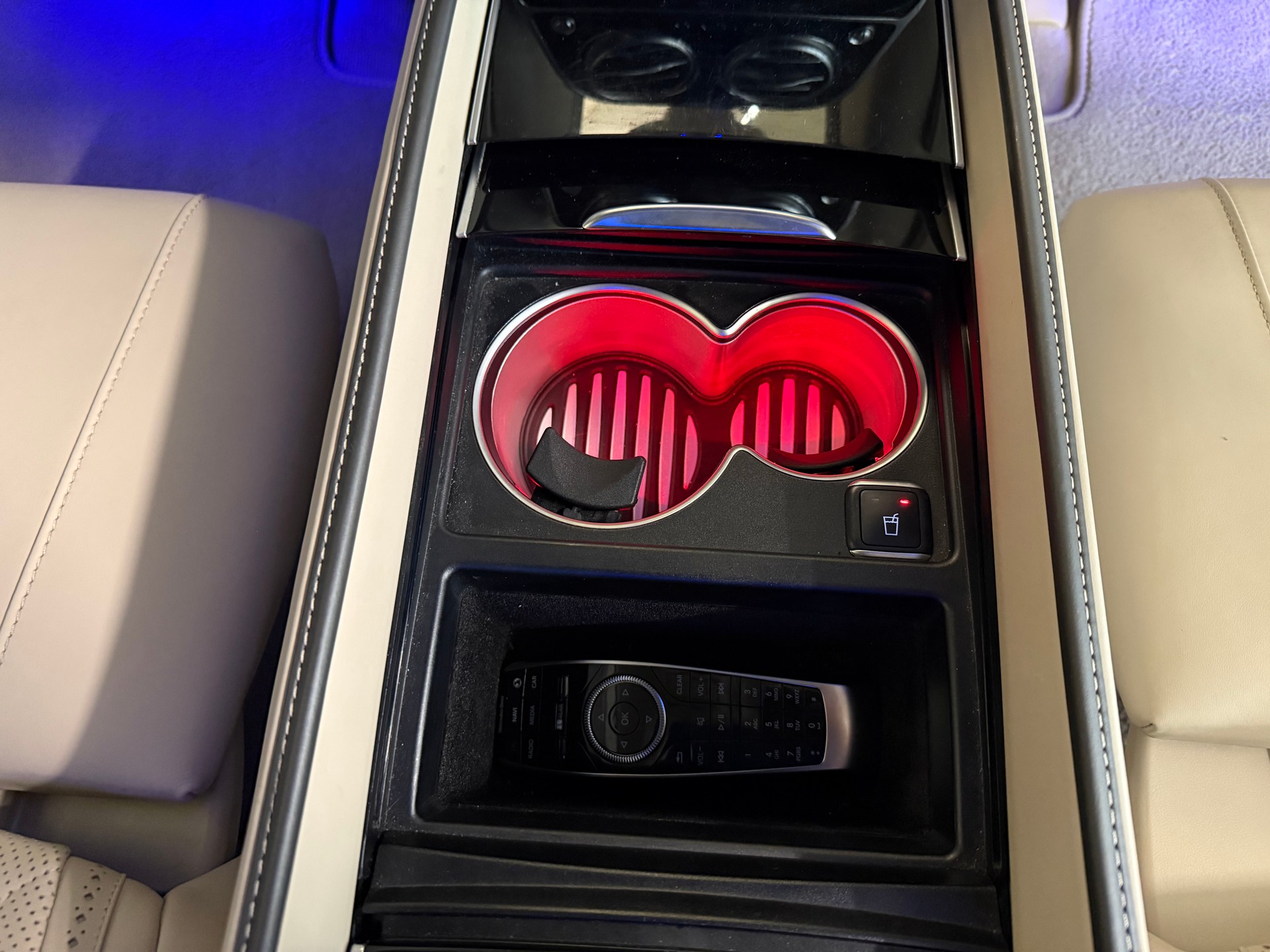 MERCEDES-BENZ S 600 Maybach 7G-Tronic-image-29
