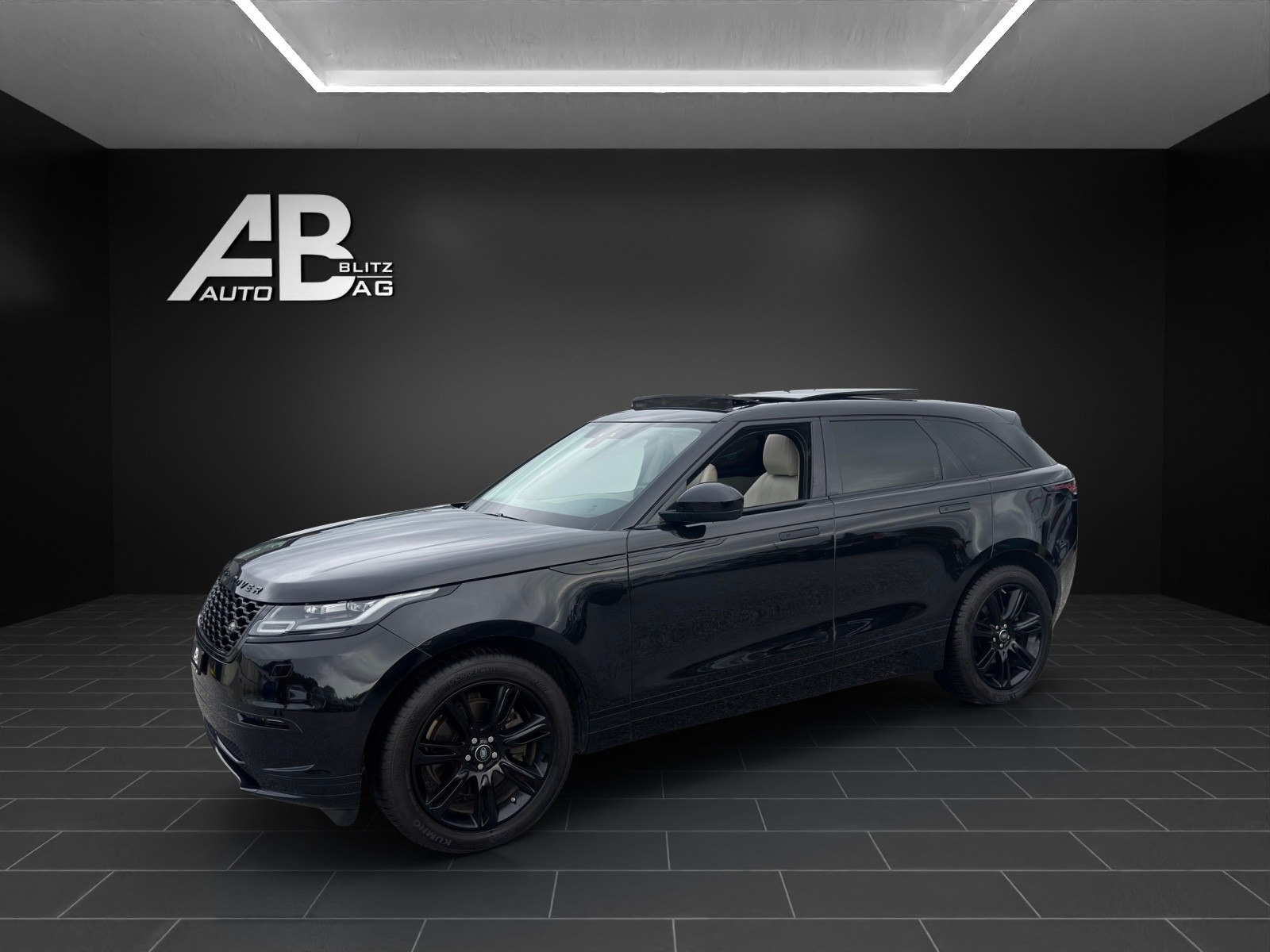 LAND ROVER Range Rover Velar R-Dynamic P 380 SE Automatic mit 380 PS-showroom-element-1