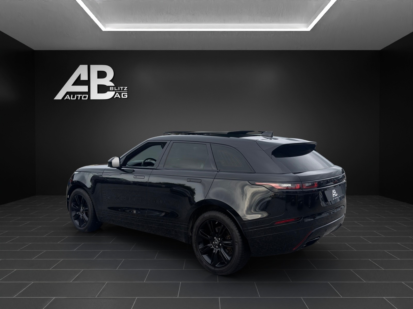 LAND ROVER Range Rover Velar R-Dynamic P 380 SE Automatic mit 380 PS-showroom-element-2