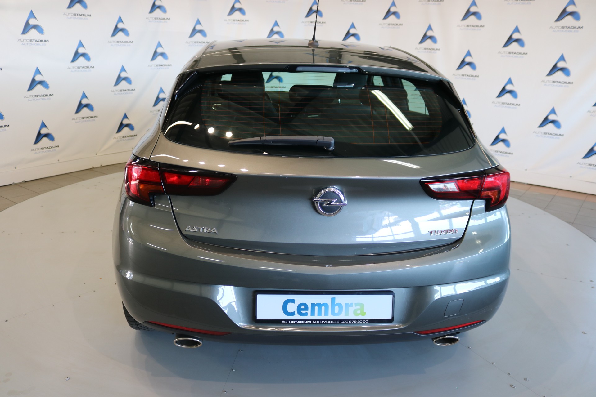 OPEL Astra 1.6i Turbo Excellence-image-14