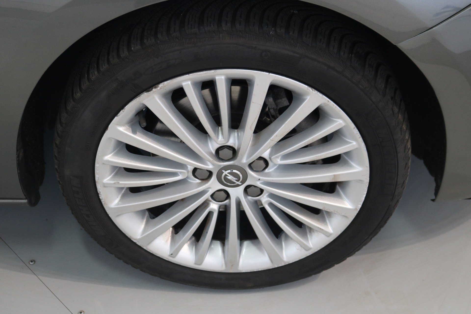 OPEL Astra 1.6i Turbo Excellence-image-25