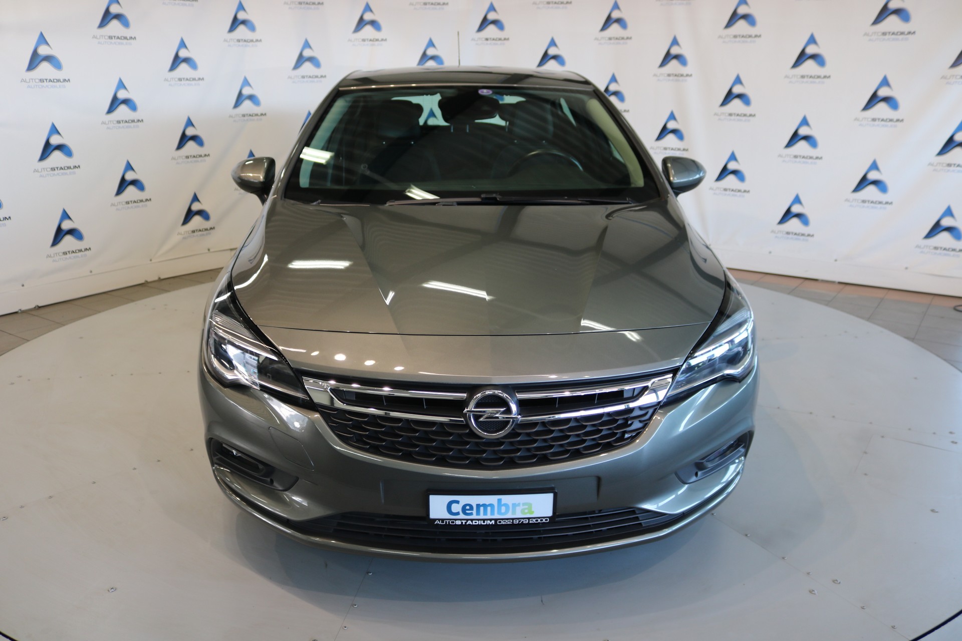 OPEL Astra 1.6i Turbo Excellence-image-6