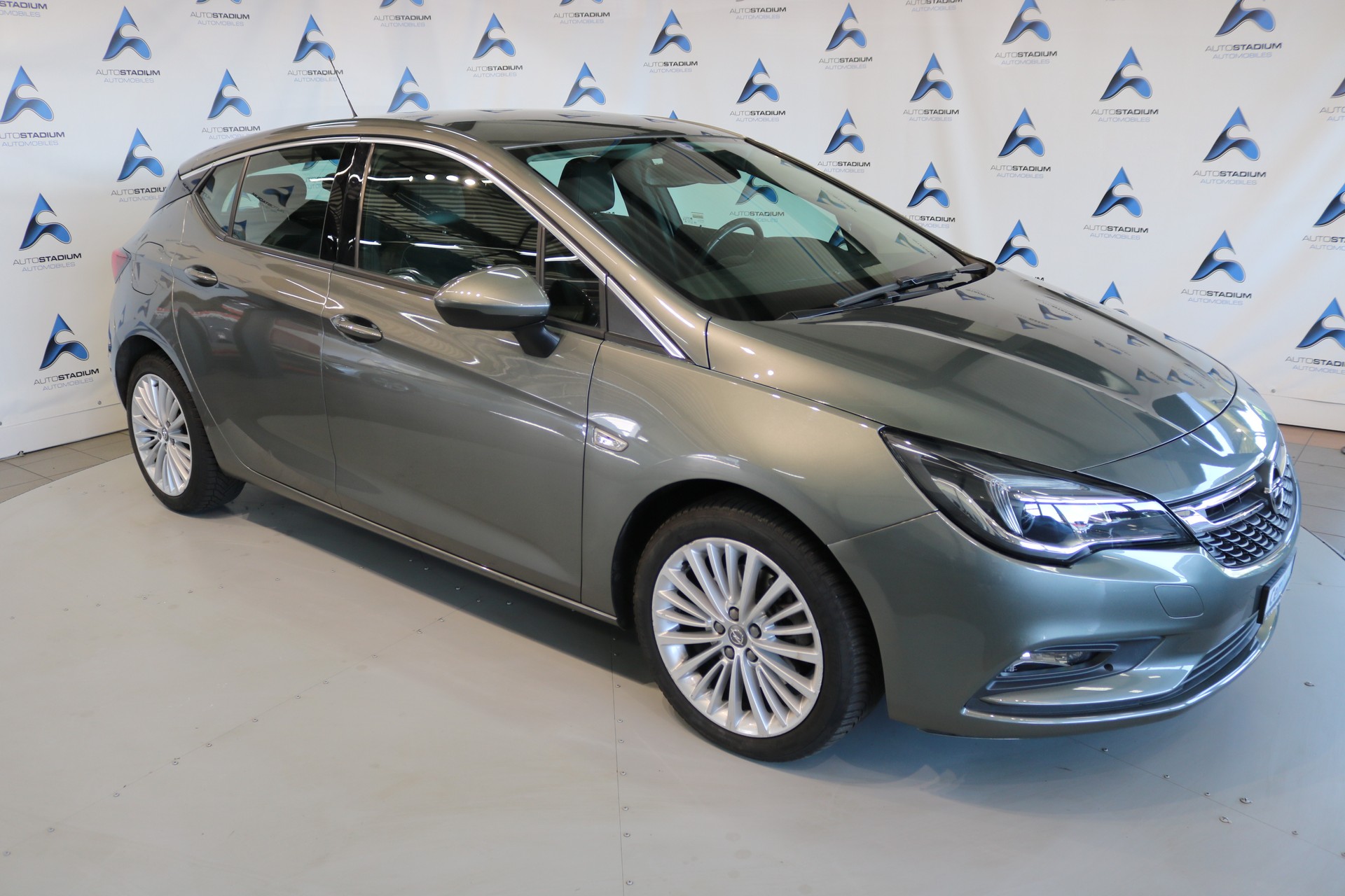 OPEL Astra 1.6i Turbo Excellence-image-20