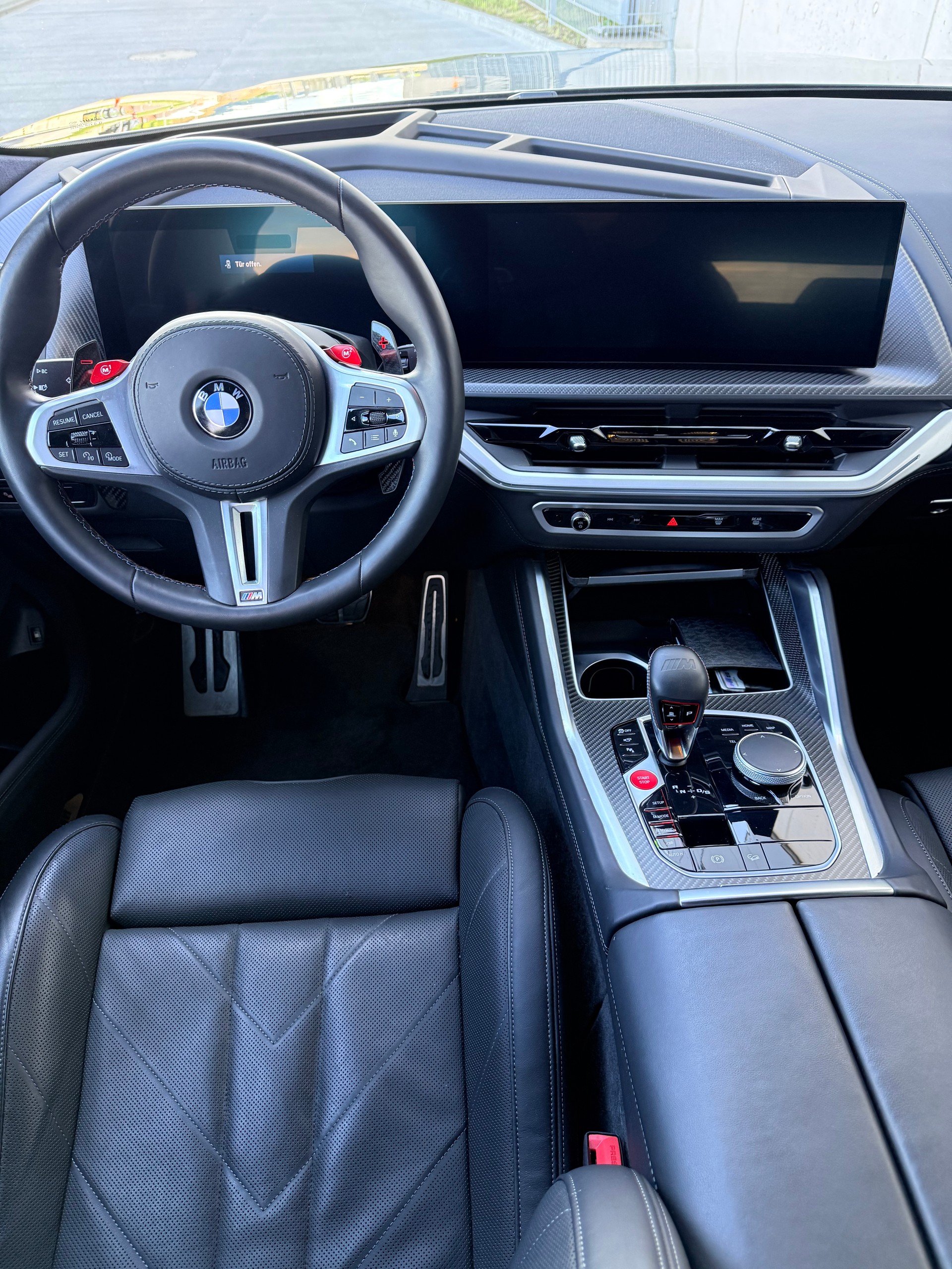 BMW 50e Plug-in Hybrid-image-4