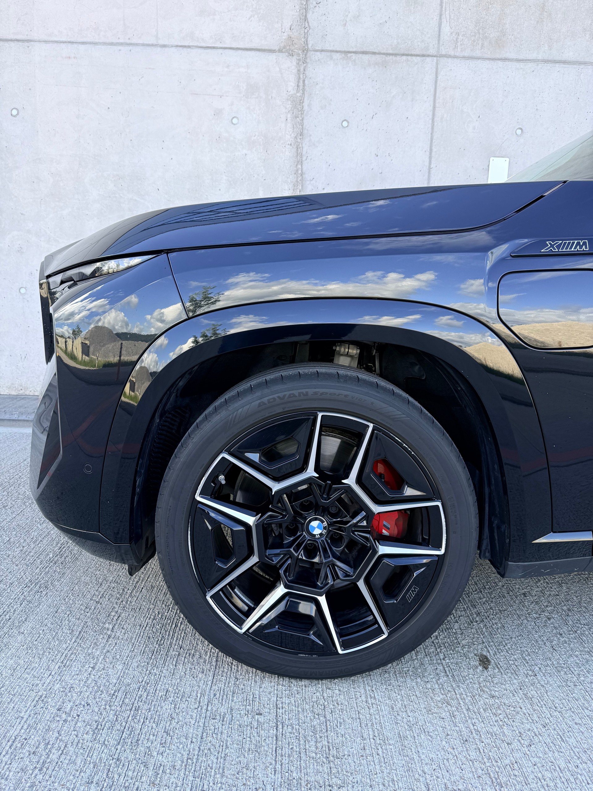 BMW 50e Plug-in Hybrid-image-1