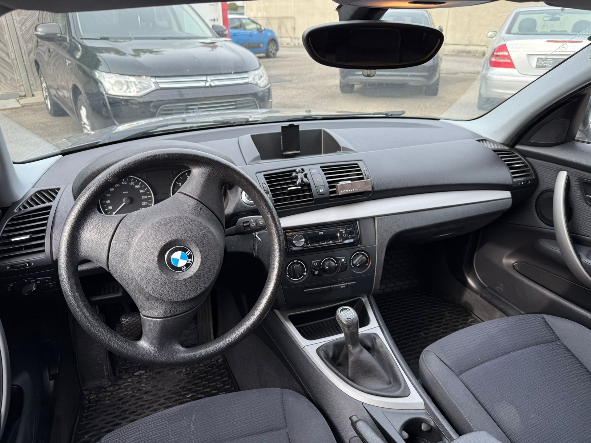 BMW 116i Urban Line-image-8