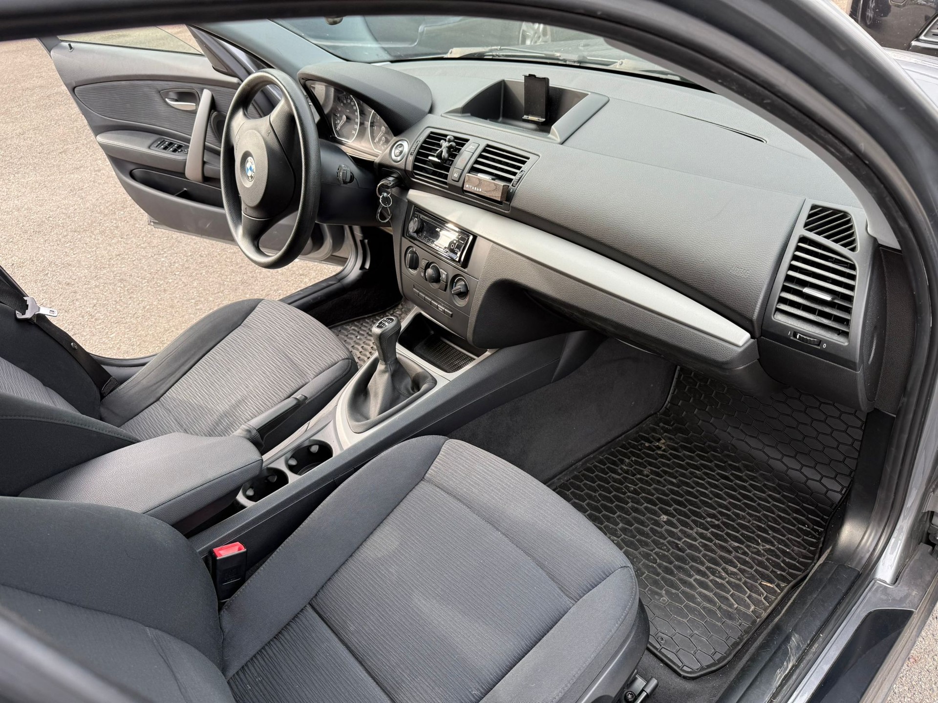 BMW 116i Urban Line-image-9