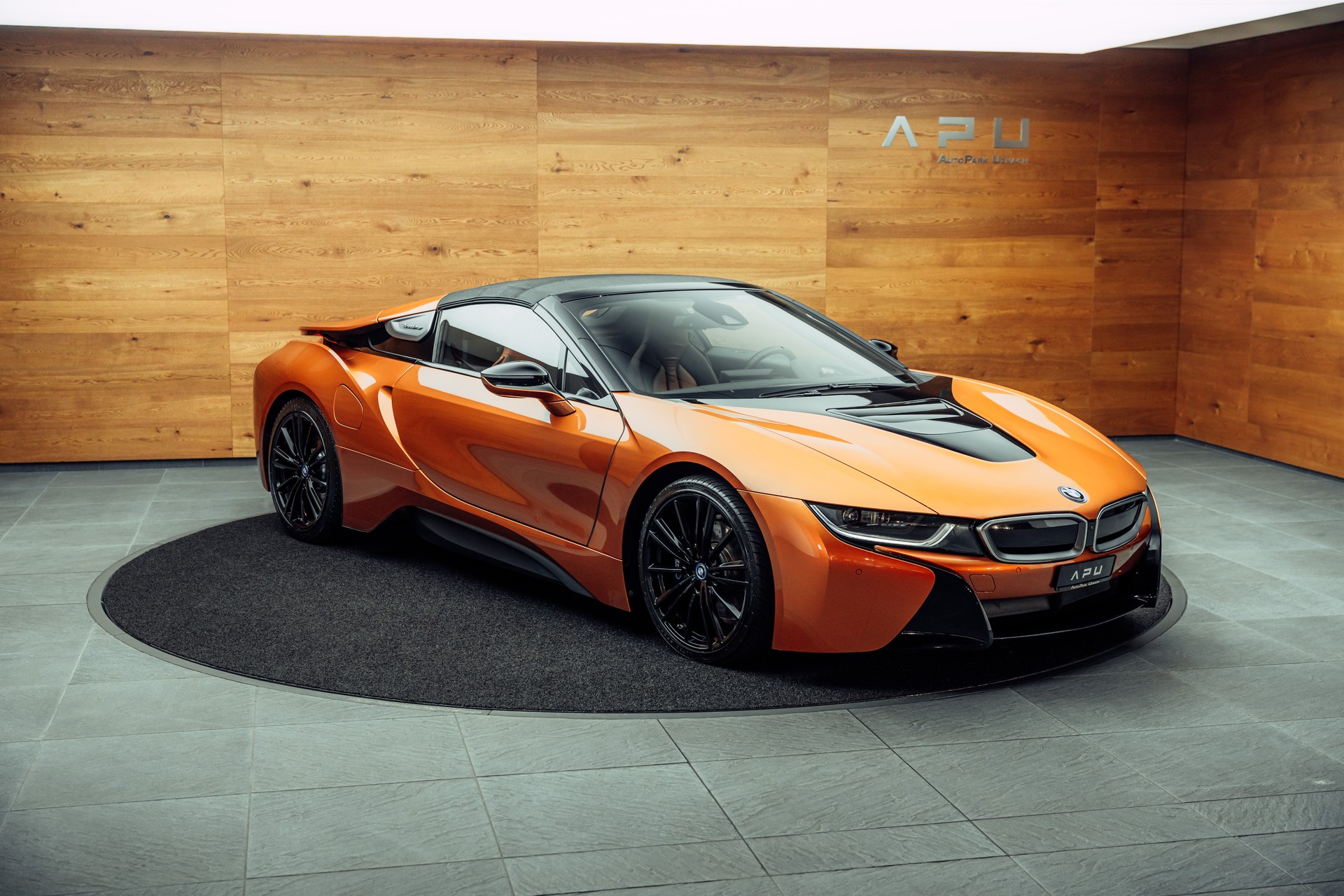 BMW i8 Roadster-image-20