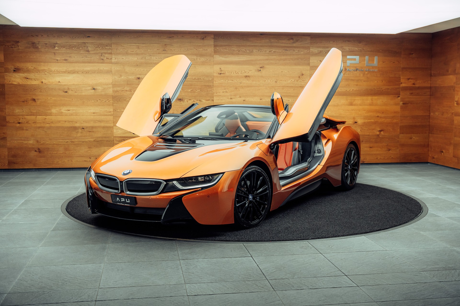 BMW i8 Roadster-image-19