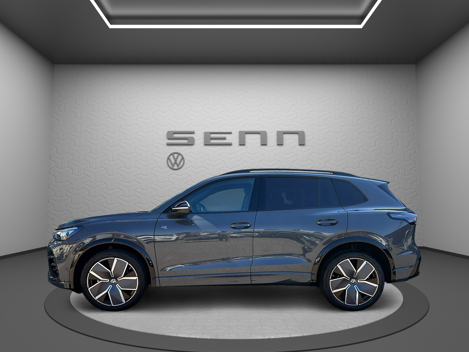 VW Tiguan 2.0 TSI DSG R-Line United 4Motion-image-1
