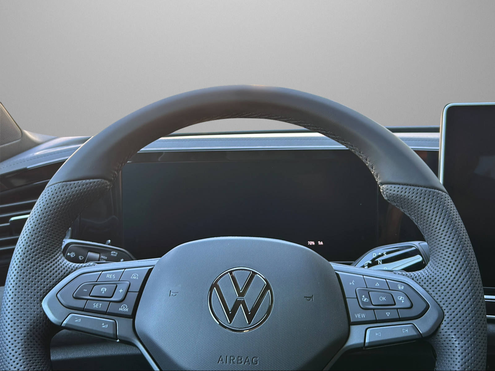 VW Tiguan 2.0 TSI DSG R-Line United 4Motion-image-8