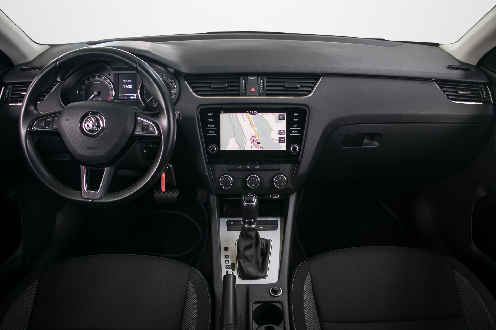 SKODA Octavia Combi 2.0 TDI Ambition DSG-image-3