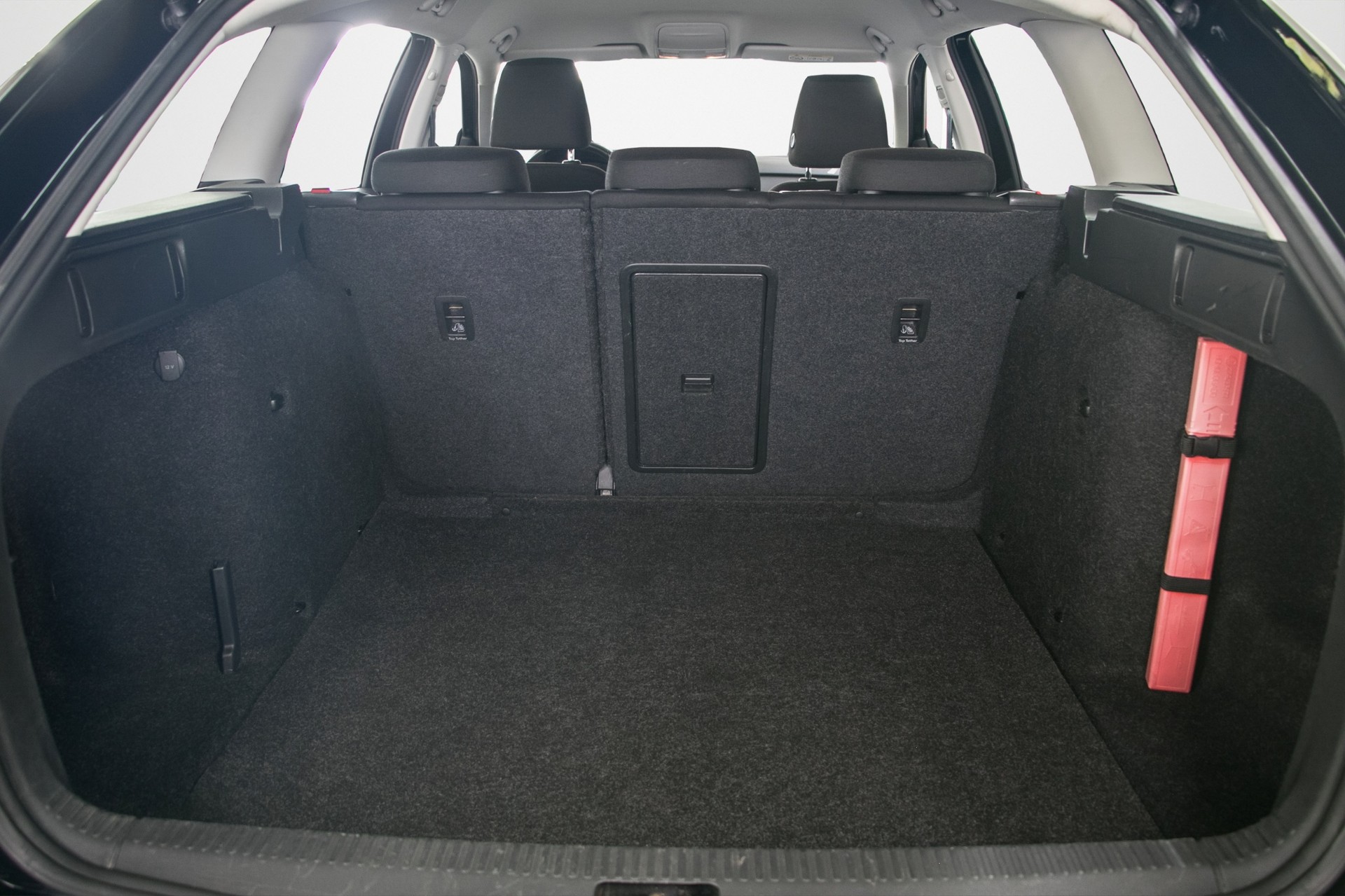 SKODA Octavia Combi 2.0 TDI Ambition DSG-image-9