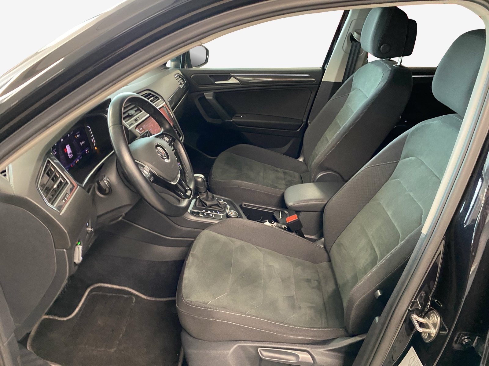 VW Tiguan Allspace 2.0TSI Highline 4Motion DSG-image-7