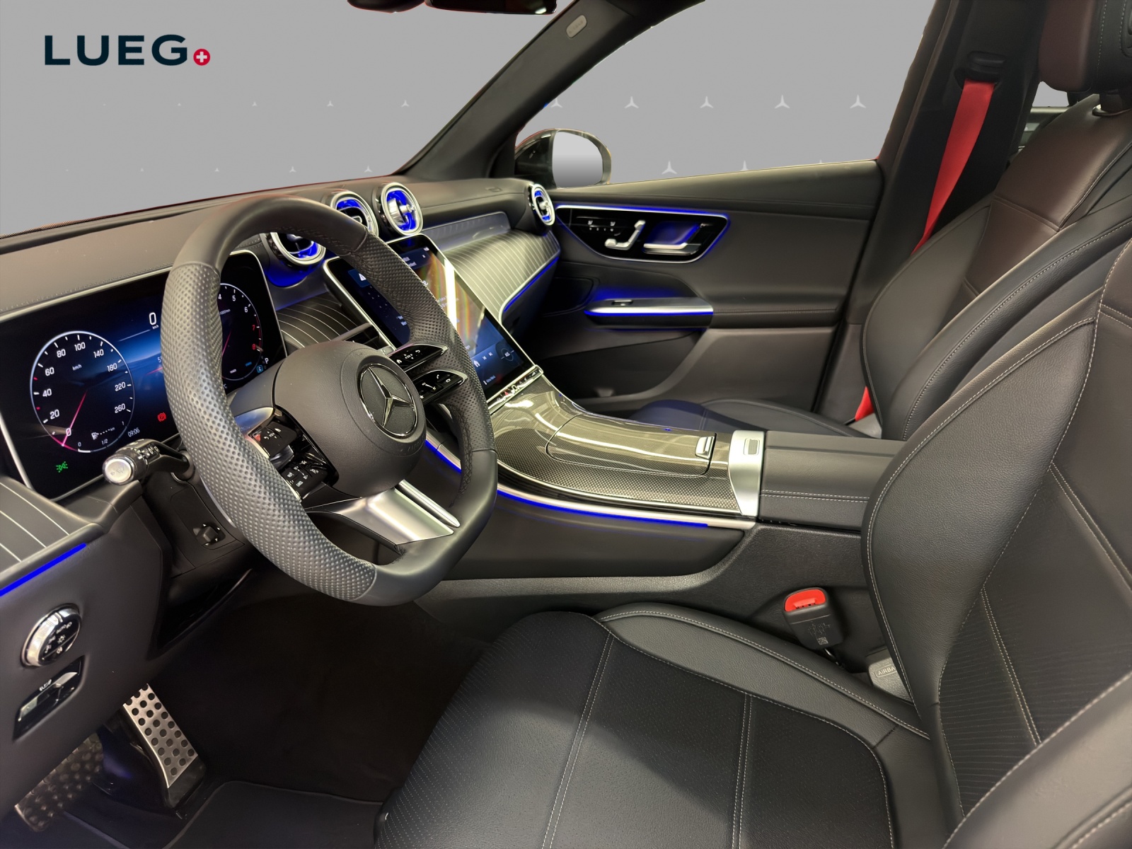 MERCEDES-BENZ GLC 300 4M - AMG / 360 Grad Kamera / Panorama-Dach / AHK /-image-7