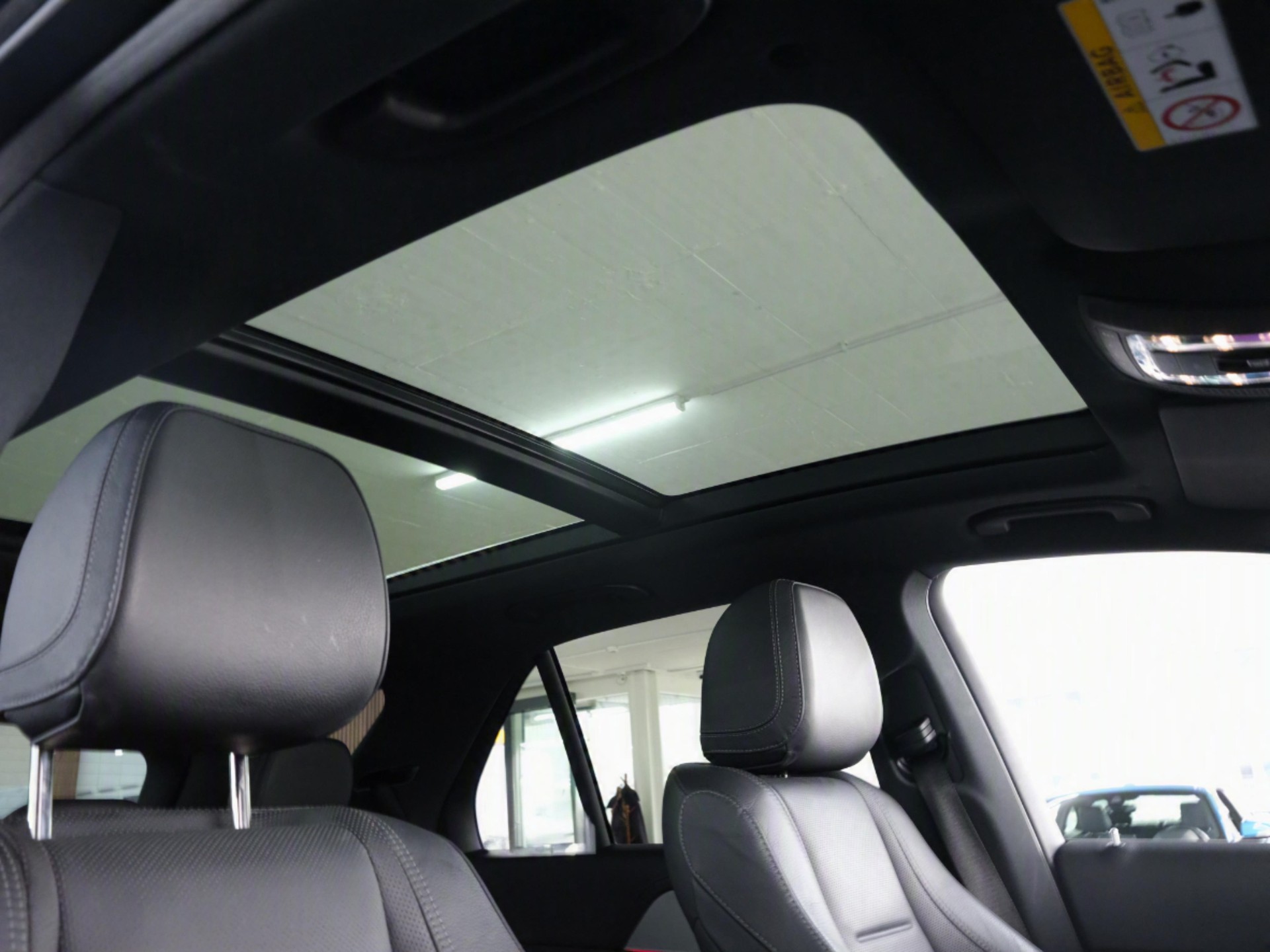 MERCEDES-BENZ GLE 400 d 4Matic AMG Line 9G-Tronic *Softclose* *Panorama* *360 Kamera*-image-27